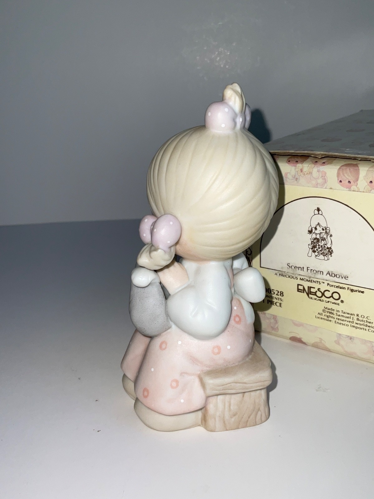 Precious Moments Figurine “Scent From Above” 1986 #100528 W/Original Box VTG