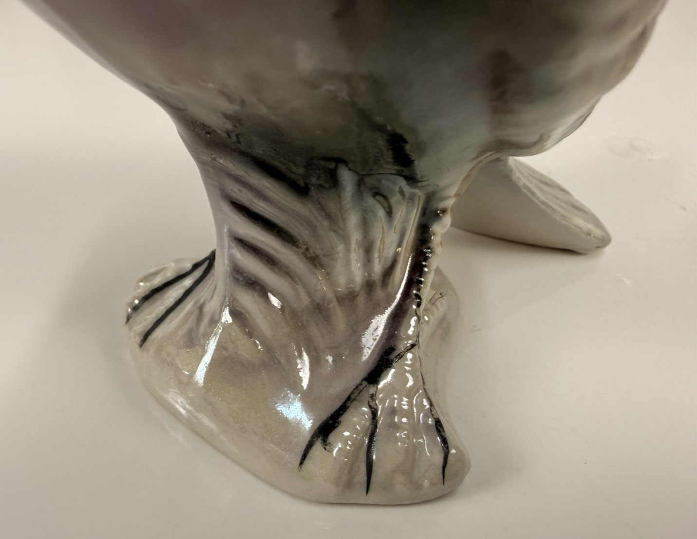 BIRD PIGEON FIGURINE IRIDESCENT LUSTERWARE GLAZED VINTAGE PORCELAIN Brazil 6.5 T