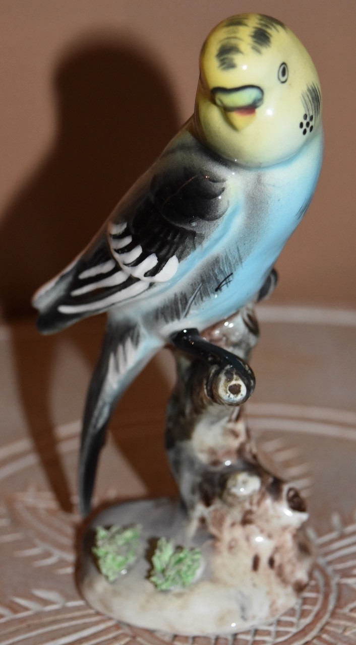 VTG Ucagco Mid Century Porcelain Parakeet Figurine Budgie Bird Figure Japan 4″