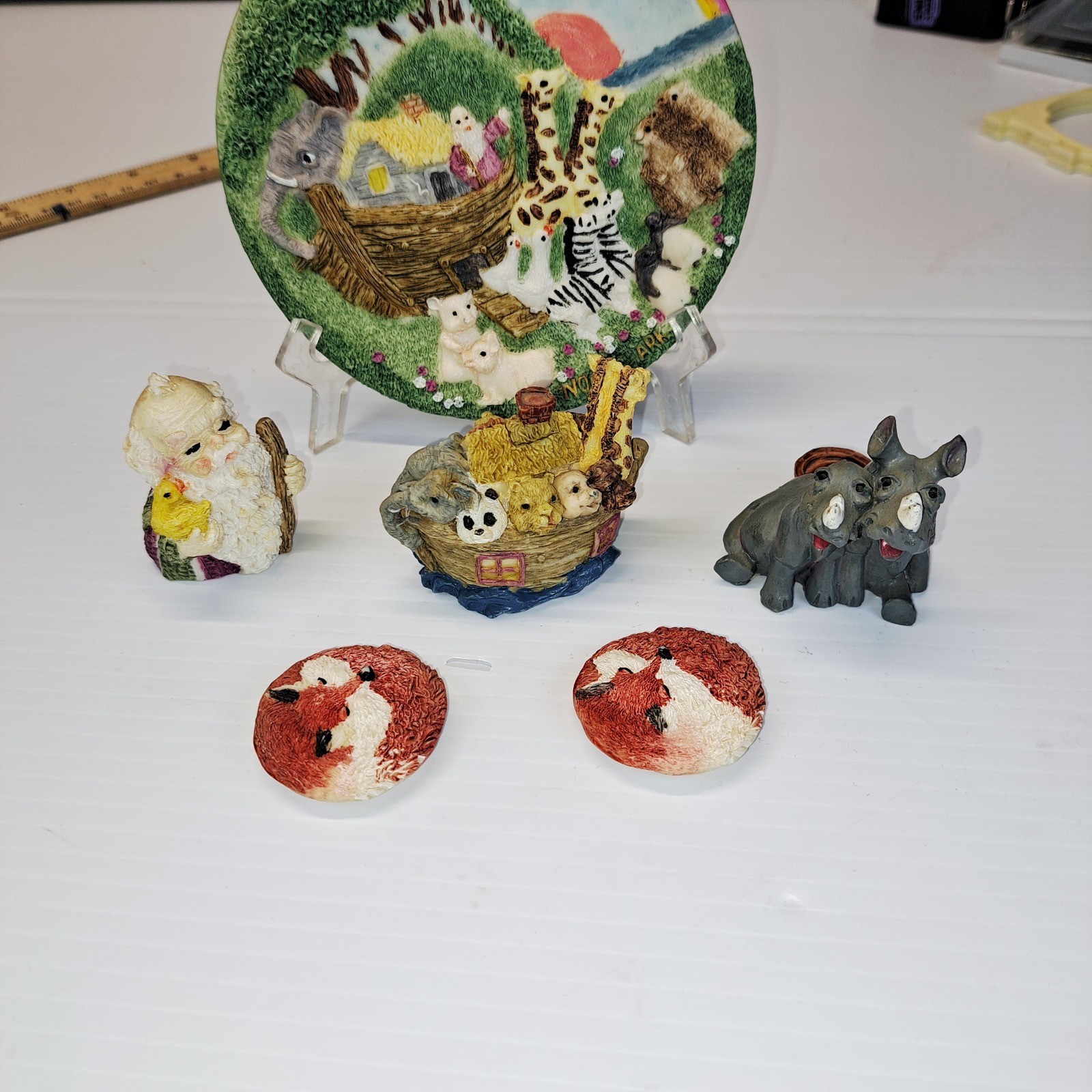 Popular Imports Noahs Ark Figurine Set Unisex OS Multicolor Excellent 1997 Resin