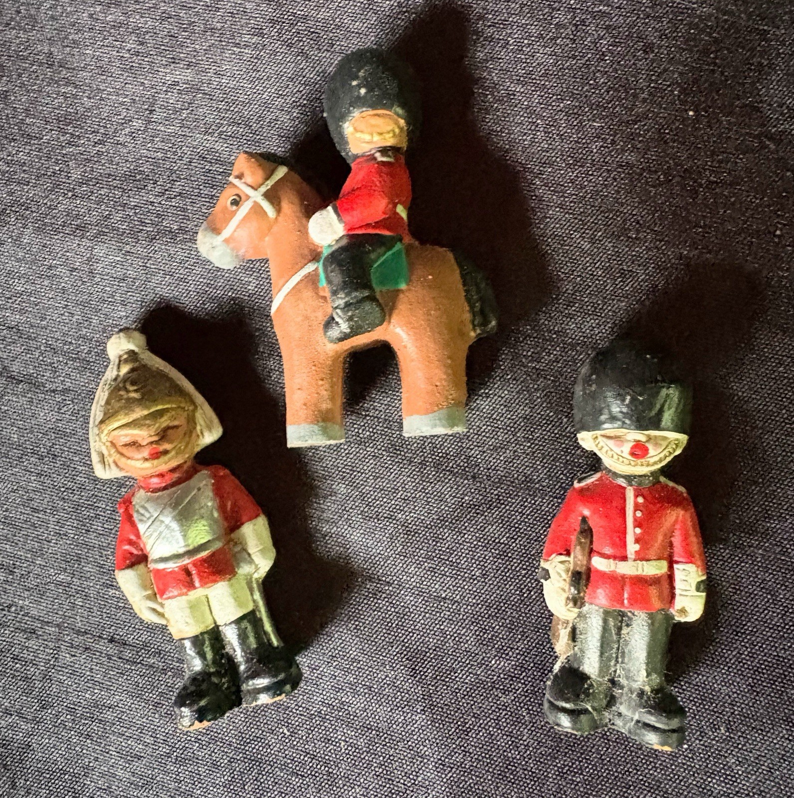 Miniature British Soldiers Guard Horse Hand-Painted Terracotta 3