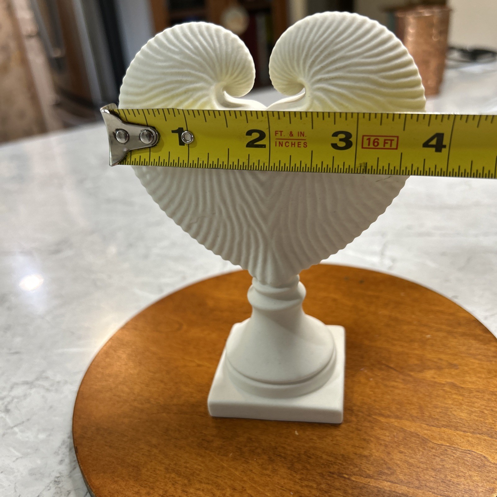 VIntage Margaret Furlong Double Nautilus Shell Heart Porcelain Statue Signed ‘99