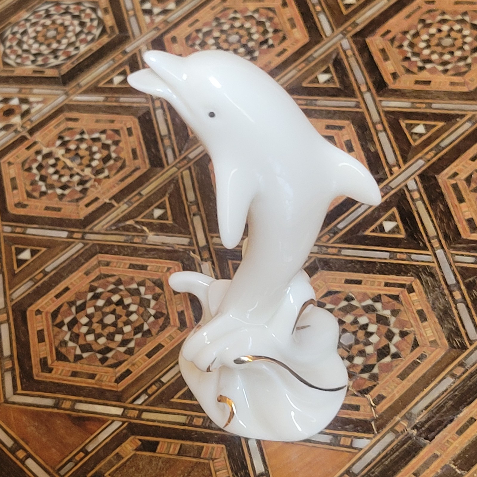Lenox Leaping Dolphin Figurine Porcelain with Gold Accents ~ 3 & 7/8″ Tall EUC