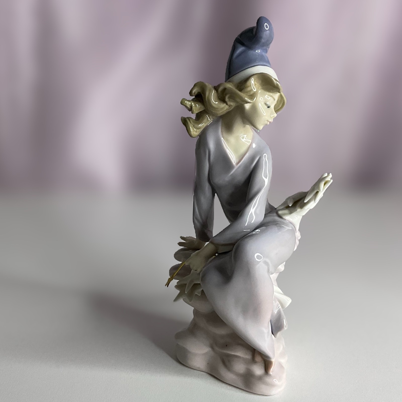 Lladro Collectible Figurine #1476 Star Light Star Bright DAISA 1985 ~ Retired