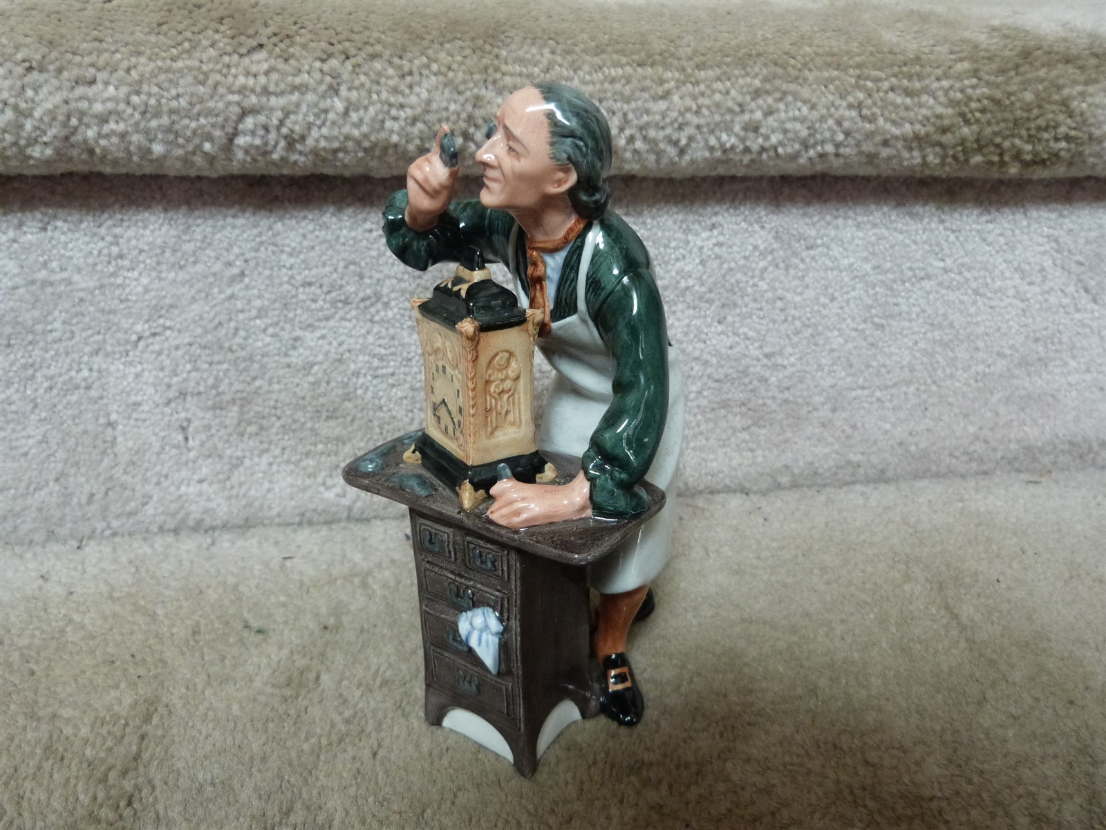 Retired Royal Doulton Professions The Clockmaker HN2279 Figurine 7″ EUC