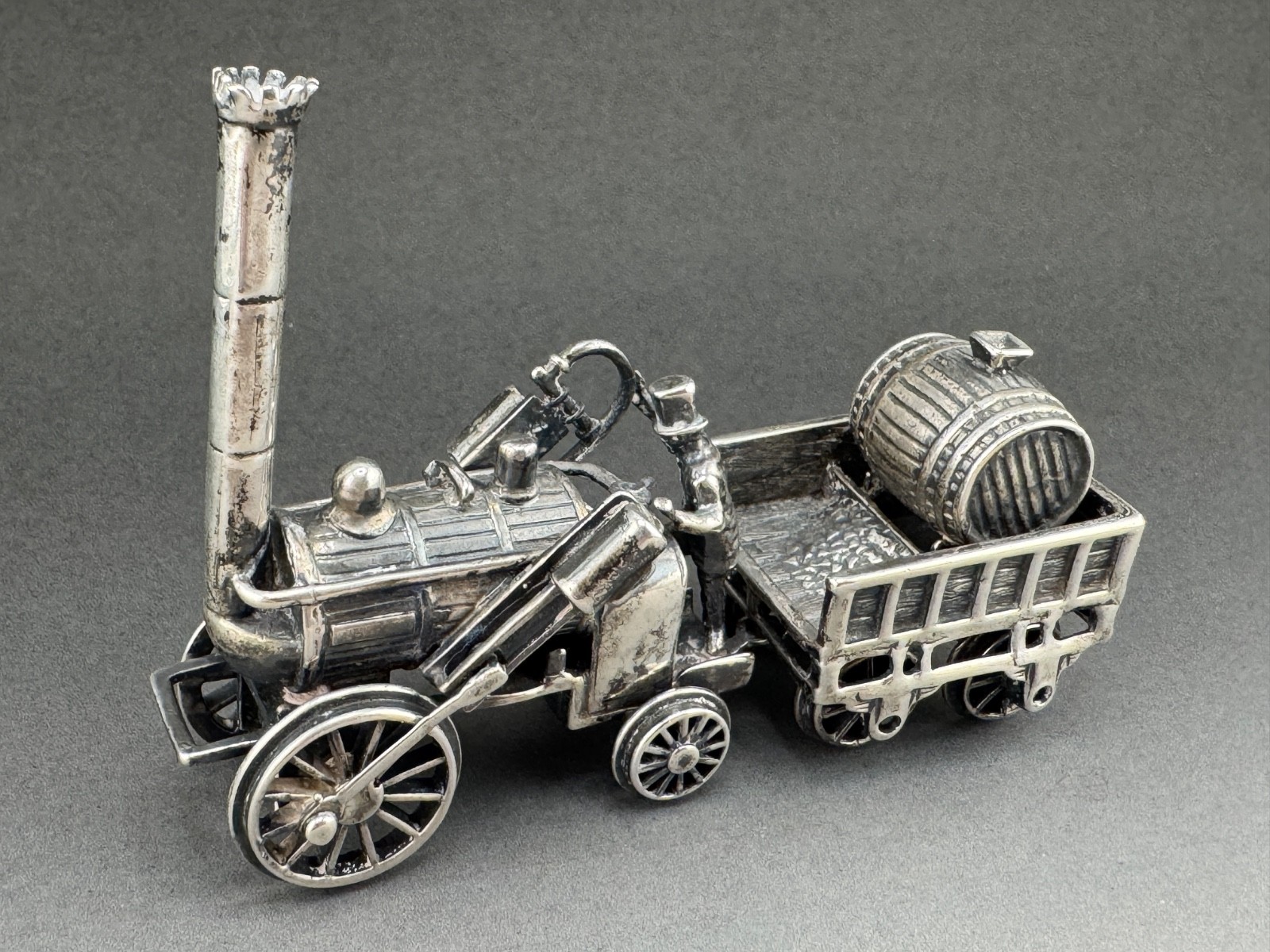 Old Fashioned Steam Tractor Farmer Sterling Silver Figurine Art Statue 100grams