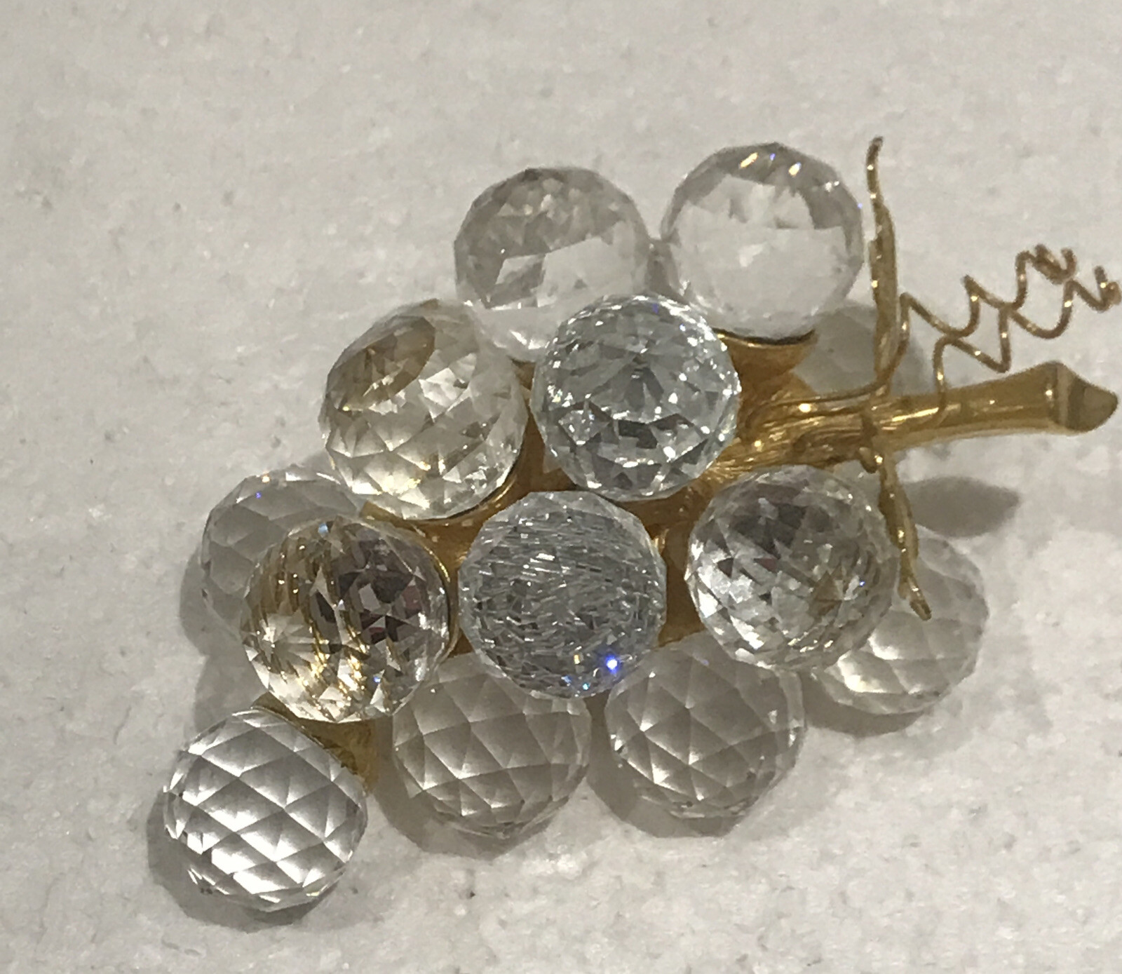 Swarovski Crystal Gold Leaf 15 Grapes Cluster 7550 NR 20015 Sparkling Fruit