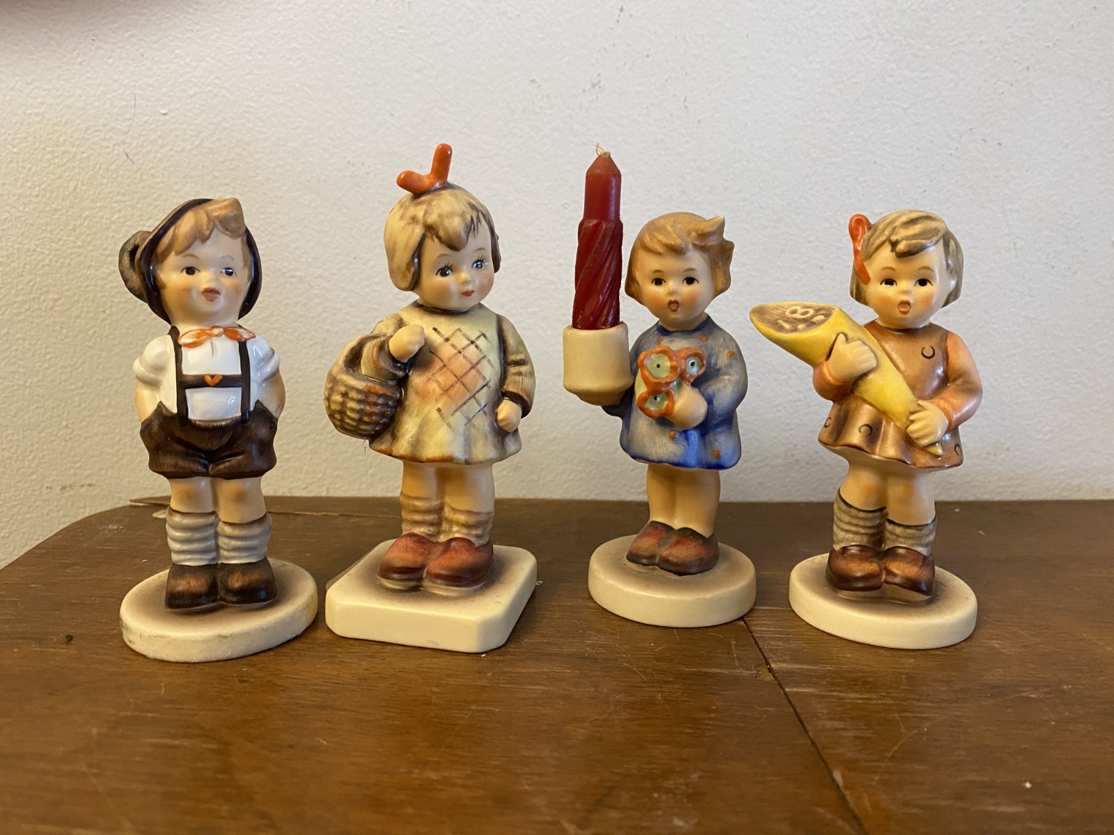 Lot of 4 – Hummel Goebel Figurines – 115 – 630 – 479 – 549 3/0 – 3.5 inches Tall