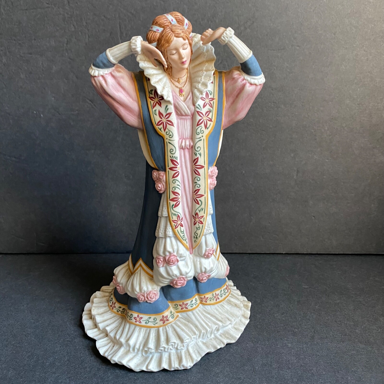 Lenox Sleeping Beauty Legendary Princess Collection 9″ Aurora Awakening Japan