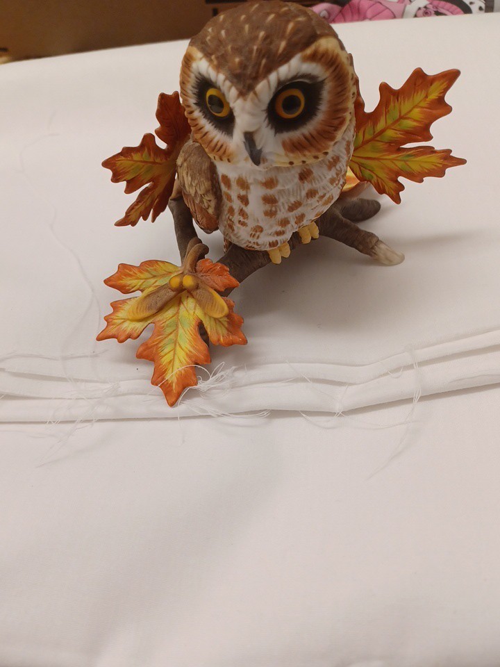 Lenox Garden Birds Collection Saw Whet Owl Bird On Autumm Maple Figurine