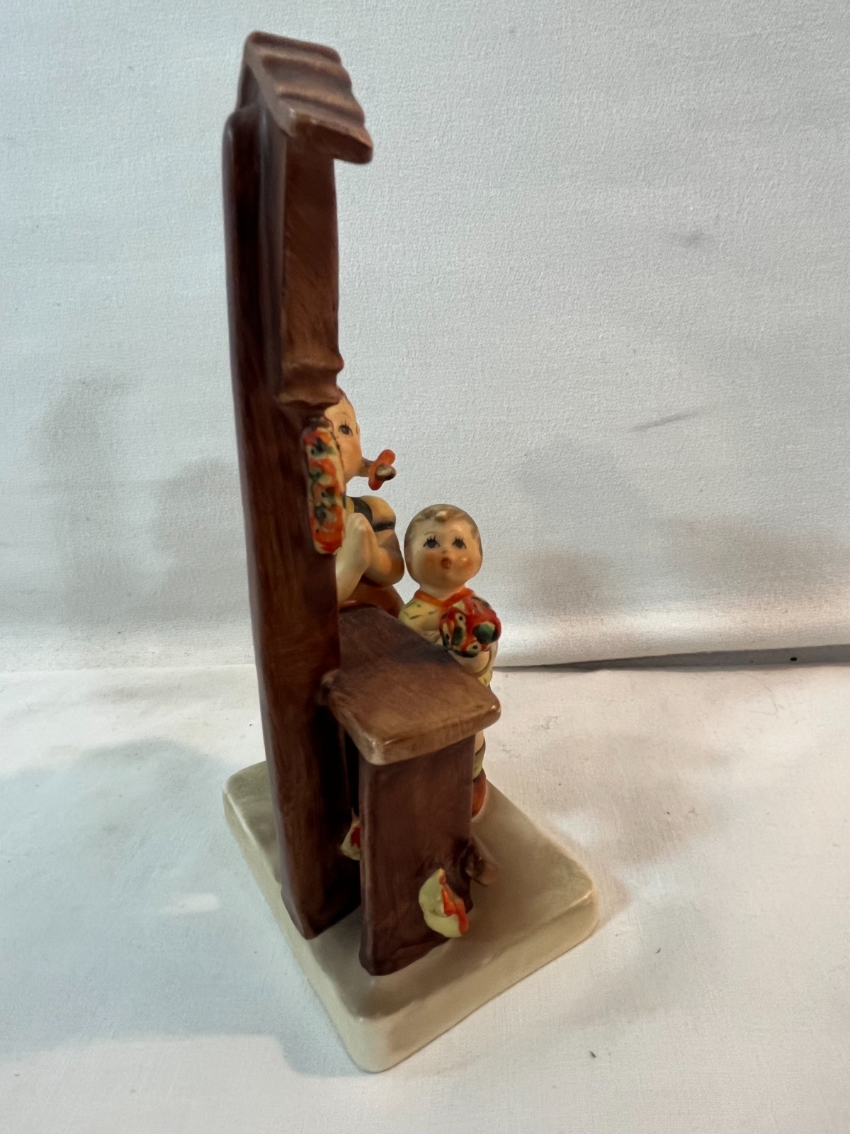 Hummel Figure Adoration #23/1 Approx. 6.5″ Tall