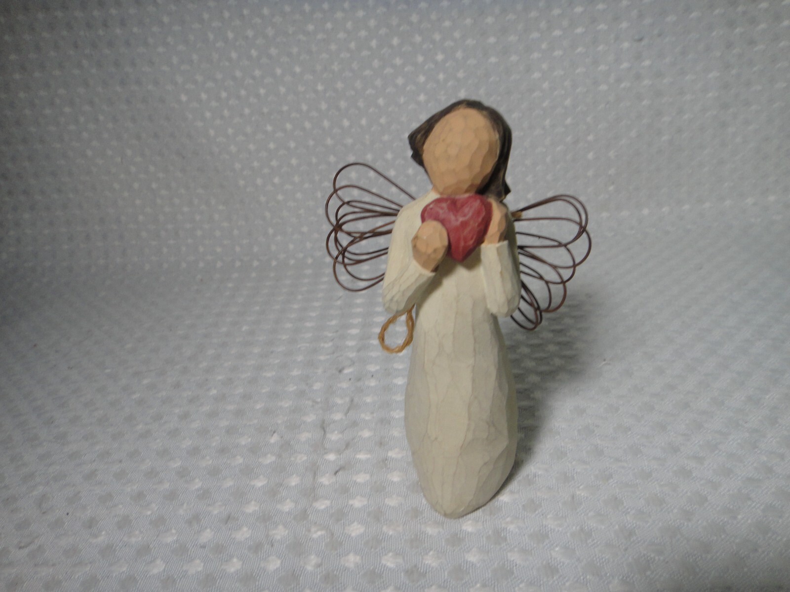 2000 Willow Tree Angel of the Heart By Sue Lordi 4 1/8” Figurine Demdaco