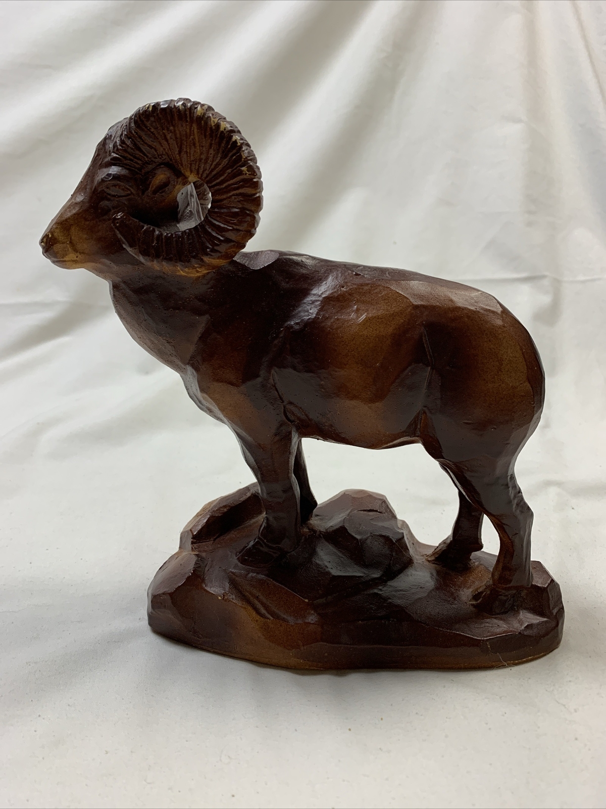 Vintage Amy Artcrafts Resin Sculpture Big Horn Ram Made in Calgary B.C. Canada