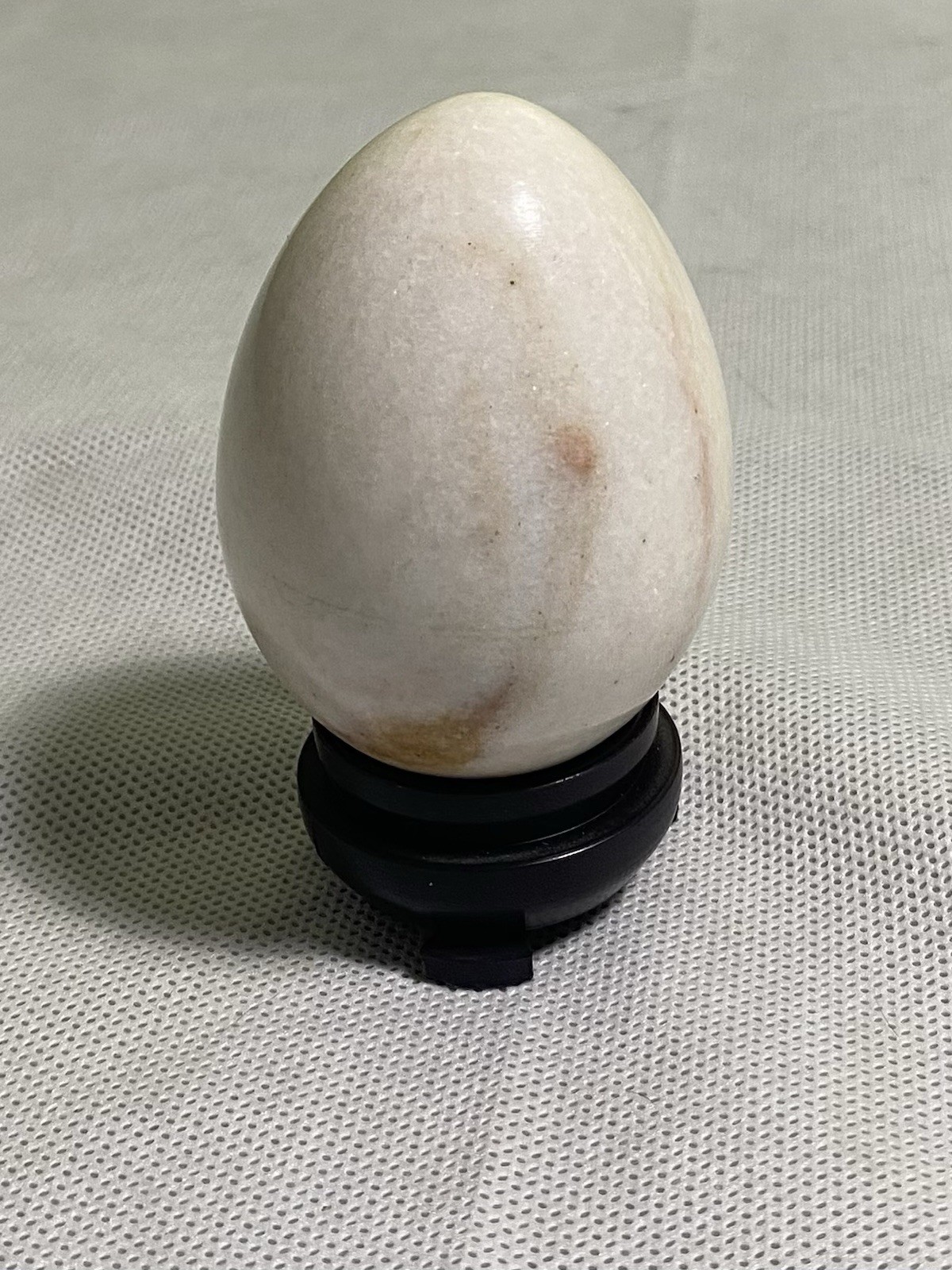 Alabaster Or Marble Egg White Brown Swirl Pedestal Stand Decorative Display