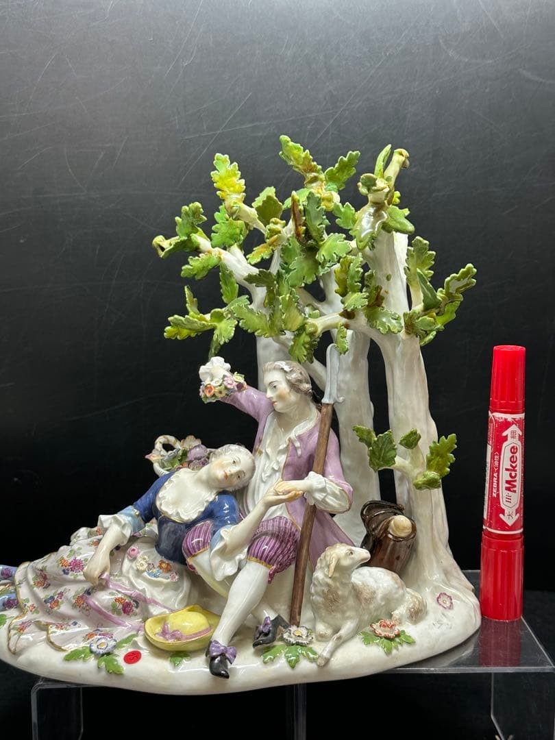 Superb Antique Meissen Figurine Lover Height 9.4inch made in Germany