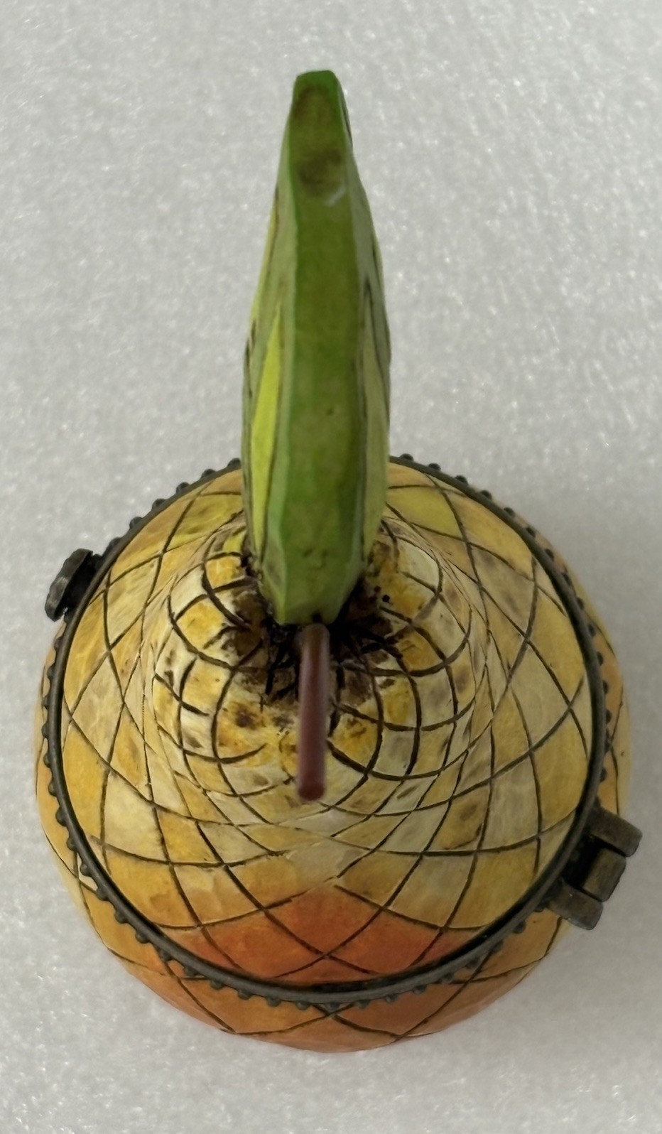 Jim Shore Designs 2006 Heartwood Creek Quilted 4″ Hinged Golden Pear Trinket Box