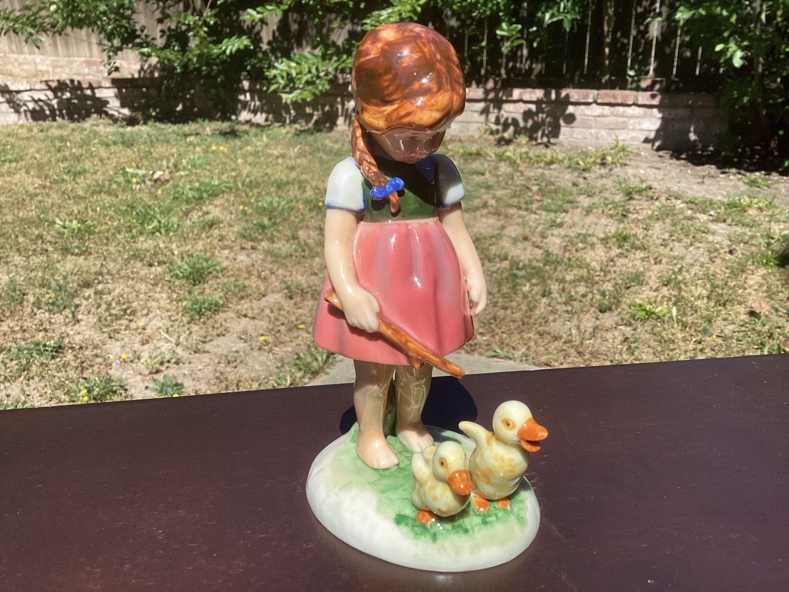 Vintage Goebel Kathe Kruse KRU 2 Full Bee Girl w/2 ducks 1955 Rare 6″ Tall