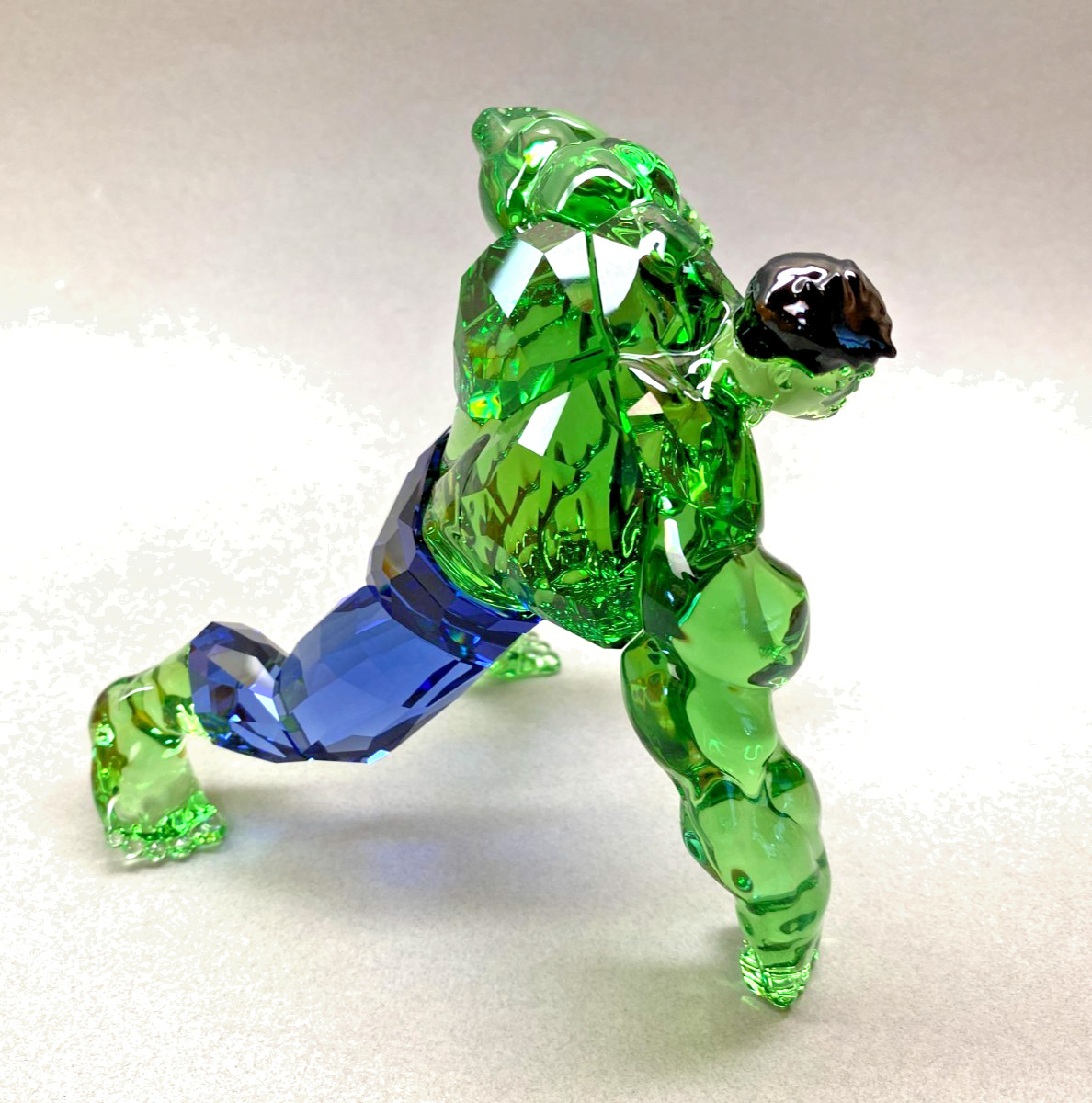 Swarovski Crystal MARVEL HULK Figurine 5646380 + Original Box