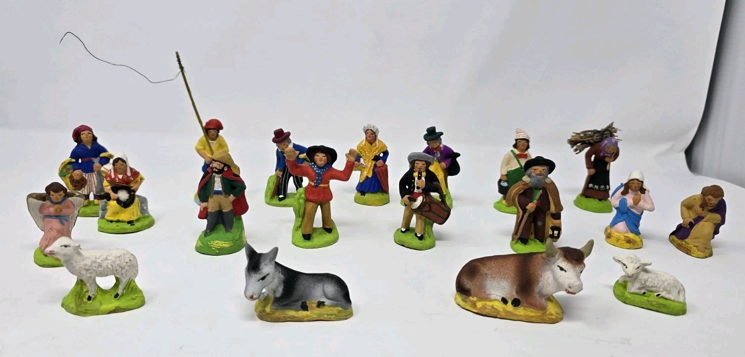 Santons Paul Fouque Terracotta Miniature Figurine Decor France (Lot Of 19)