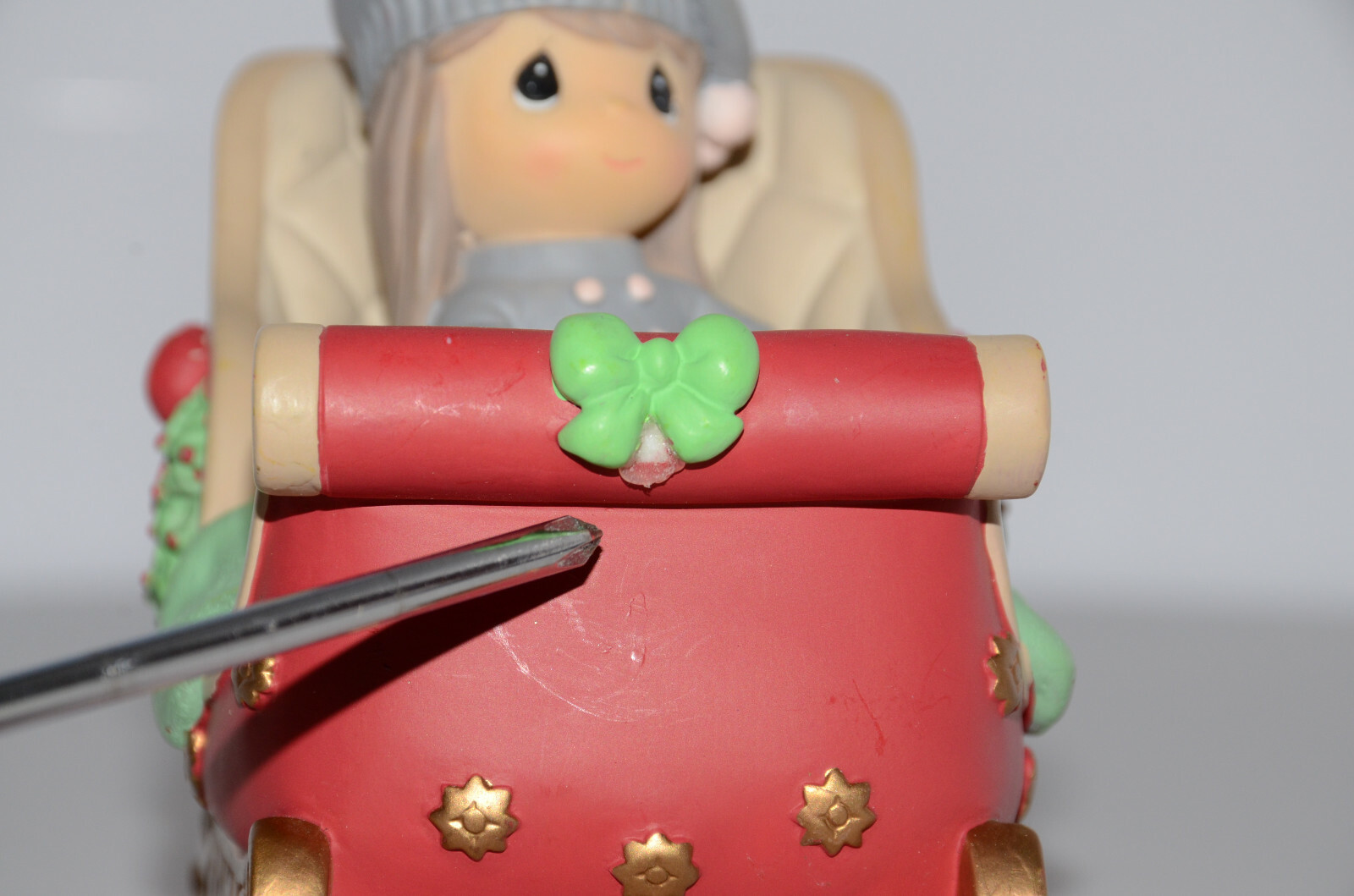Precious Moments Figurine Musical Christmas Sleigh Jingle Bells – Missing Bell