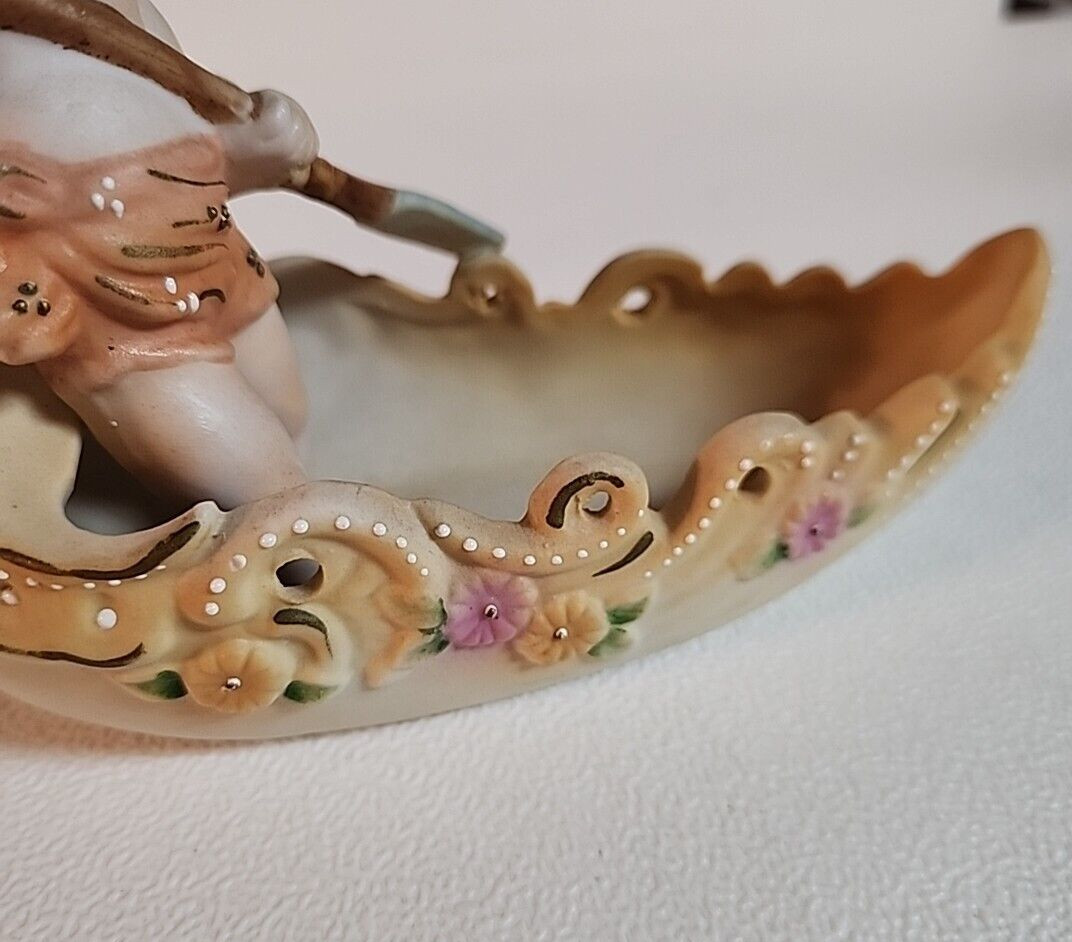 Angel Cupid Lenwile Cherub Rowing Canoe Figure Raised Floral Accent Japan