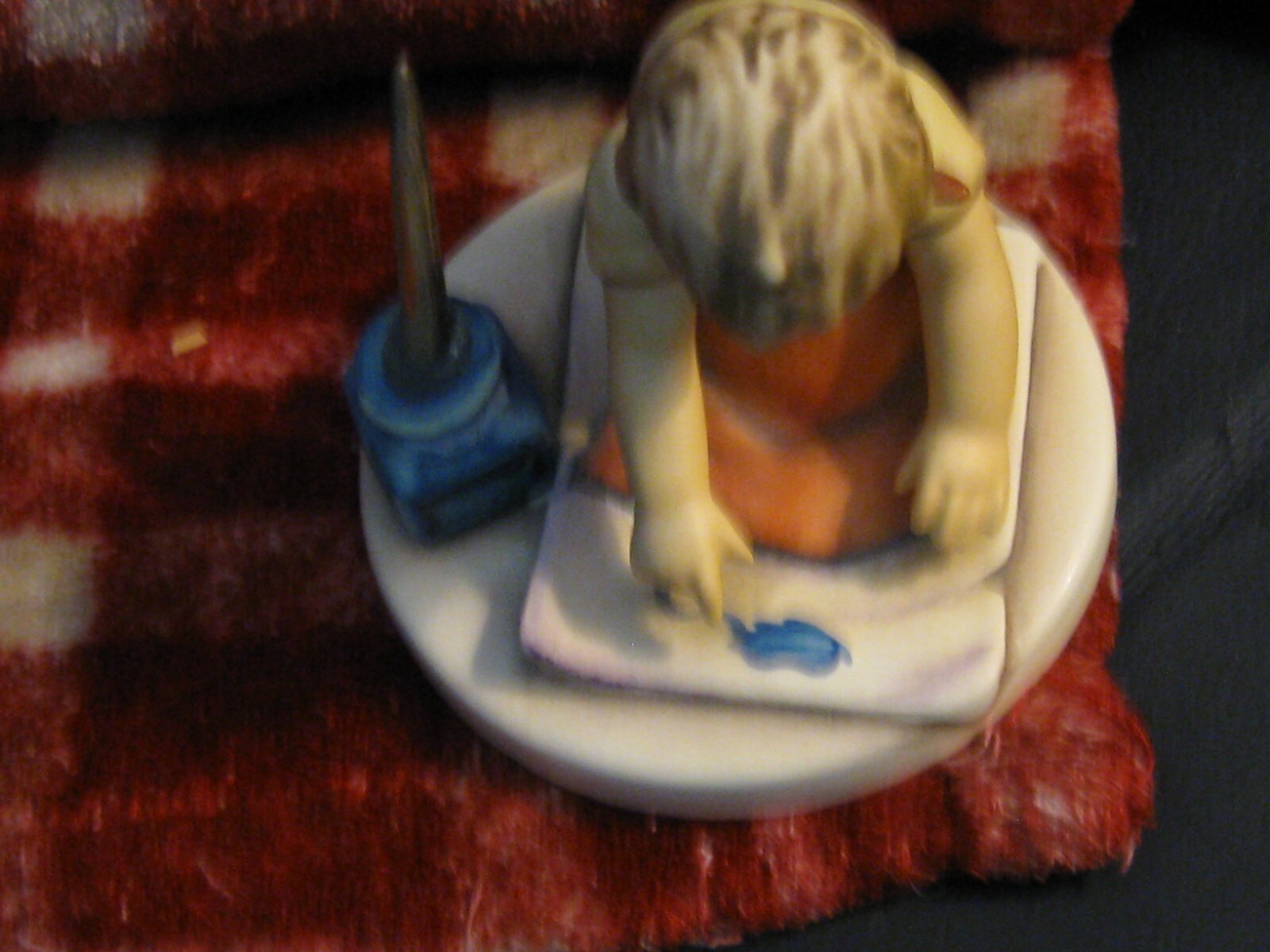 Goebel Hummel figurine # 309 WITH LOVING GREETINGS 3.50″ tall