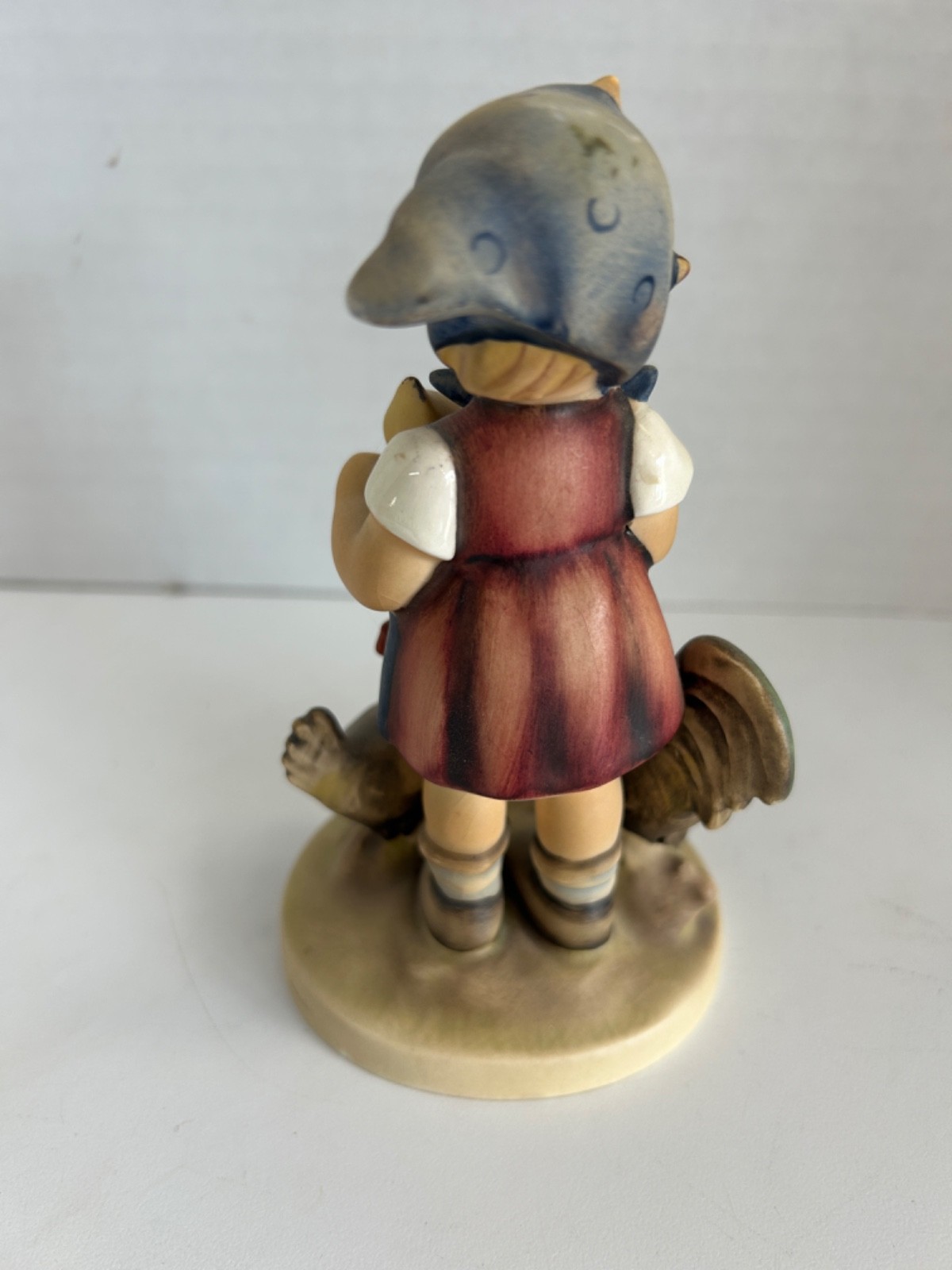 GOEBEL / HUMMEL GERMANY: “FEEDING TIME” TMK-4 3LM: #199/I: 5.75″ TALL