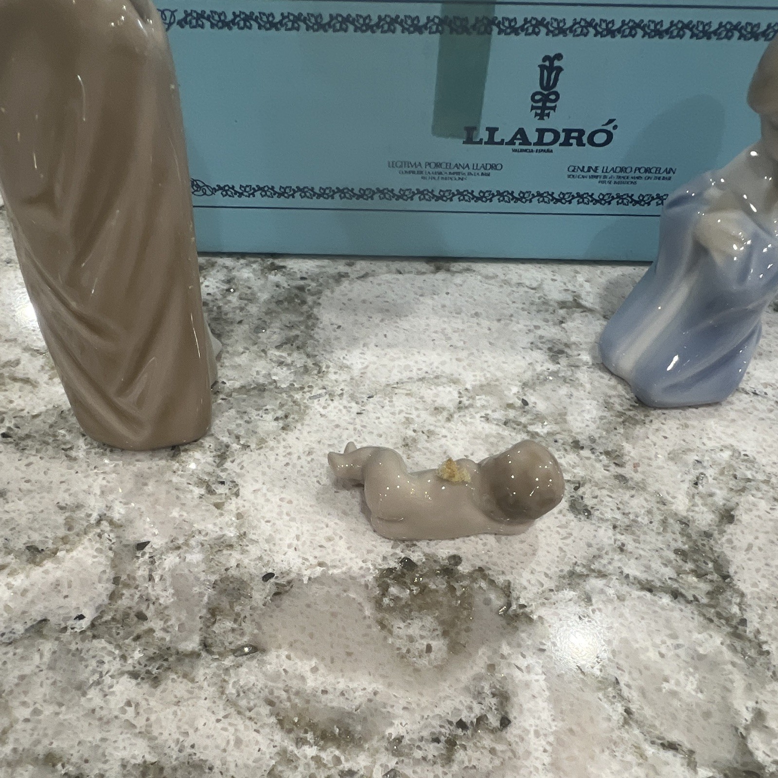 Lladro “Mini Sagrada Familia” Holy Family Nativity Ornament Set (#5657) Boxed