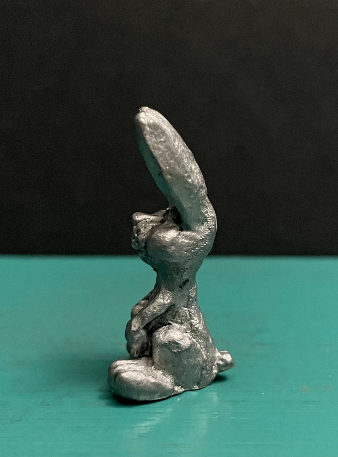 Michael Ricker Pewter Peewee Bunny Rabbit Animal Wildlife Diorama Art Figurine