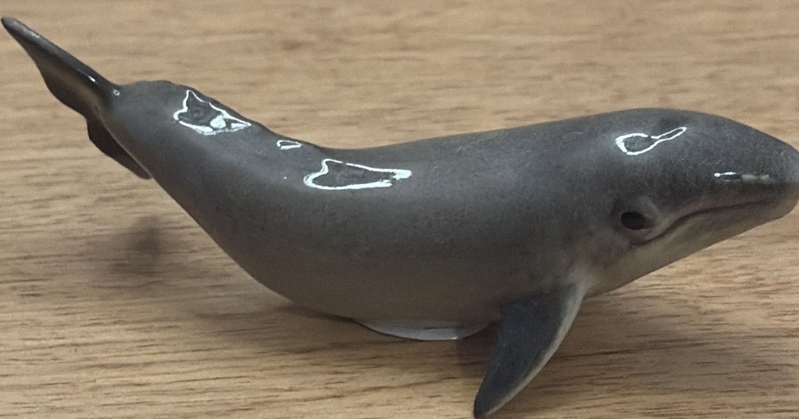 Hagen Renaker Miniature Grey Whale Glossy Figurine USA #3191 Vintage 1990s 3”
