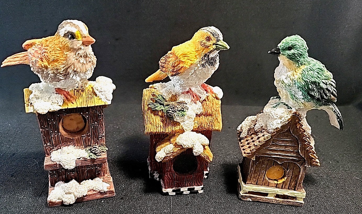 Set Of 3 Birds On Snow Covered Birdhouses Winter 4 Inches