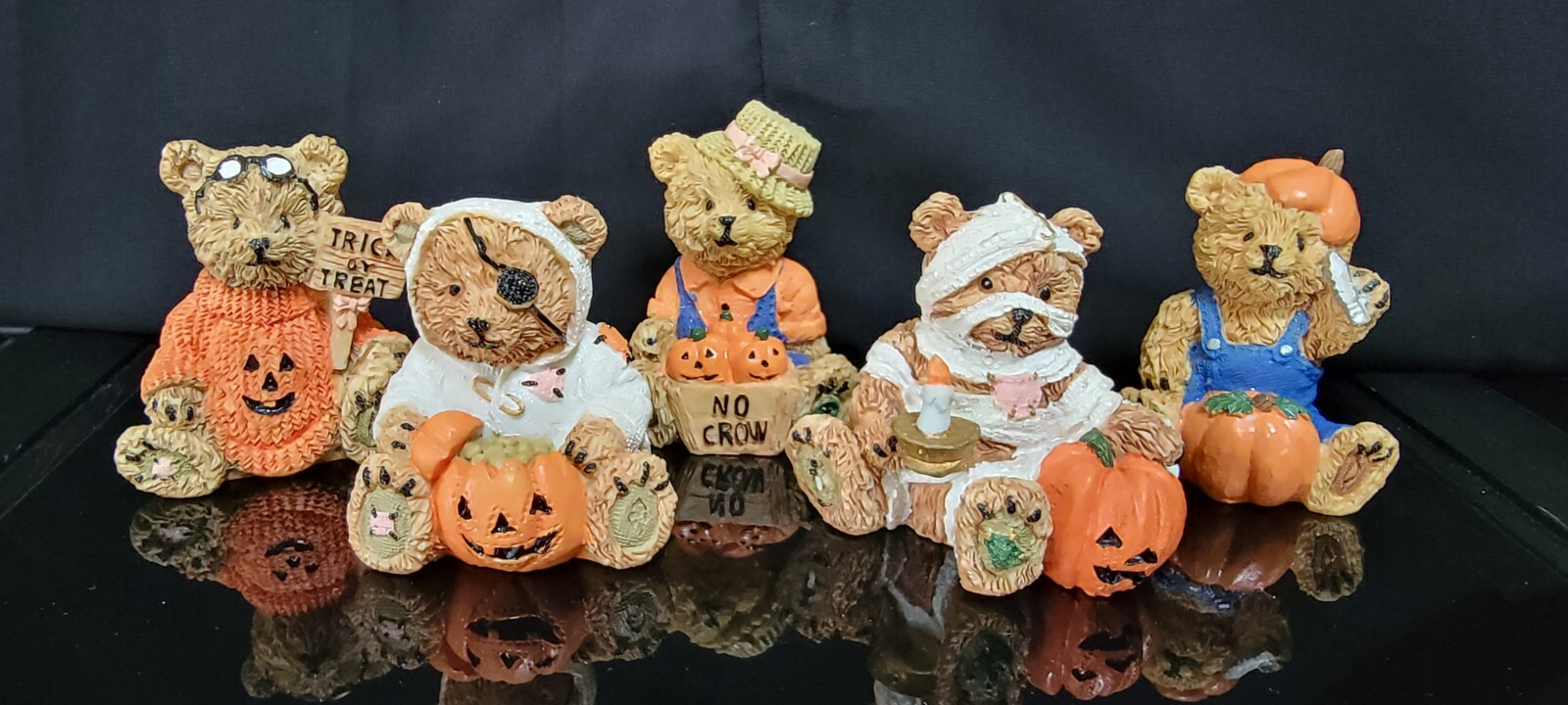 5-Halloween/Fall/Autumn ~ Vintage~ Resin Bears ~Hand painted~ Figurines ~1998