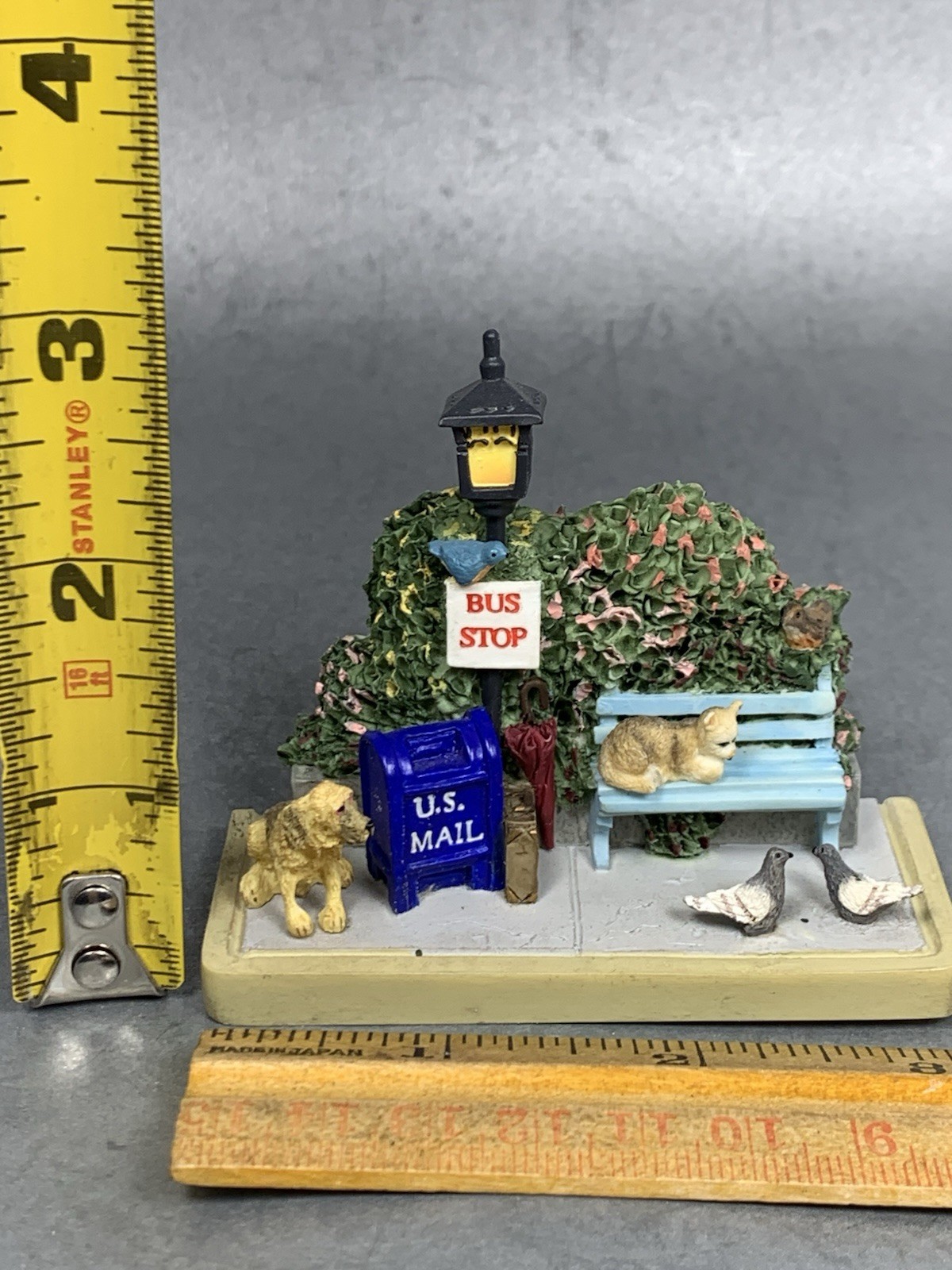 Brian Baker Waiting for the Bus Figurine / Wall Plaque Mailbox Cat & Dog #011022