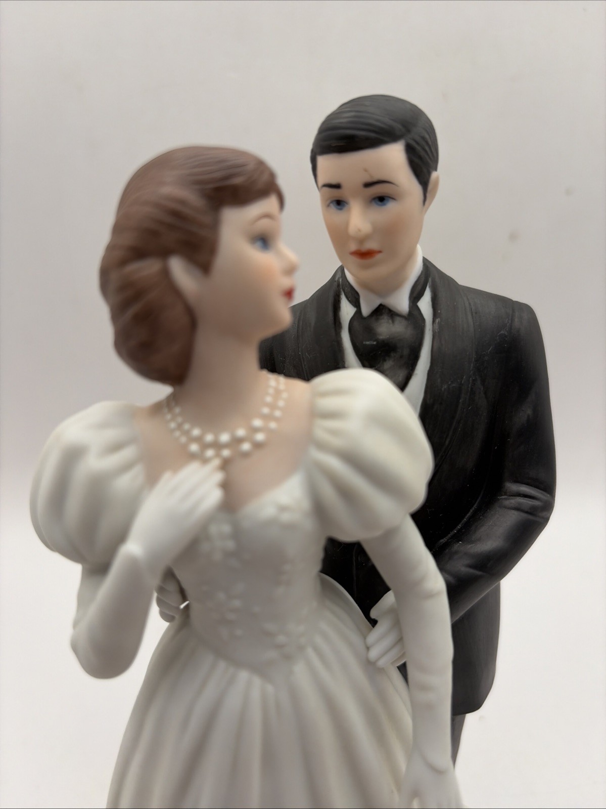 1999 Home Interior Evening Of Romance Bride/Groom Figurine Masterpiece Porcelain