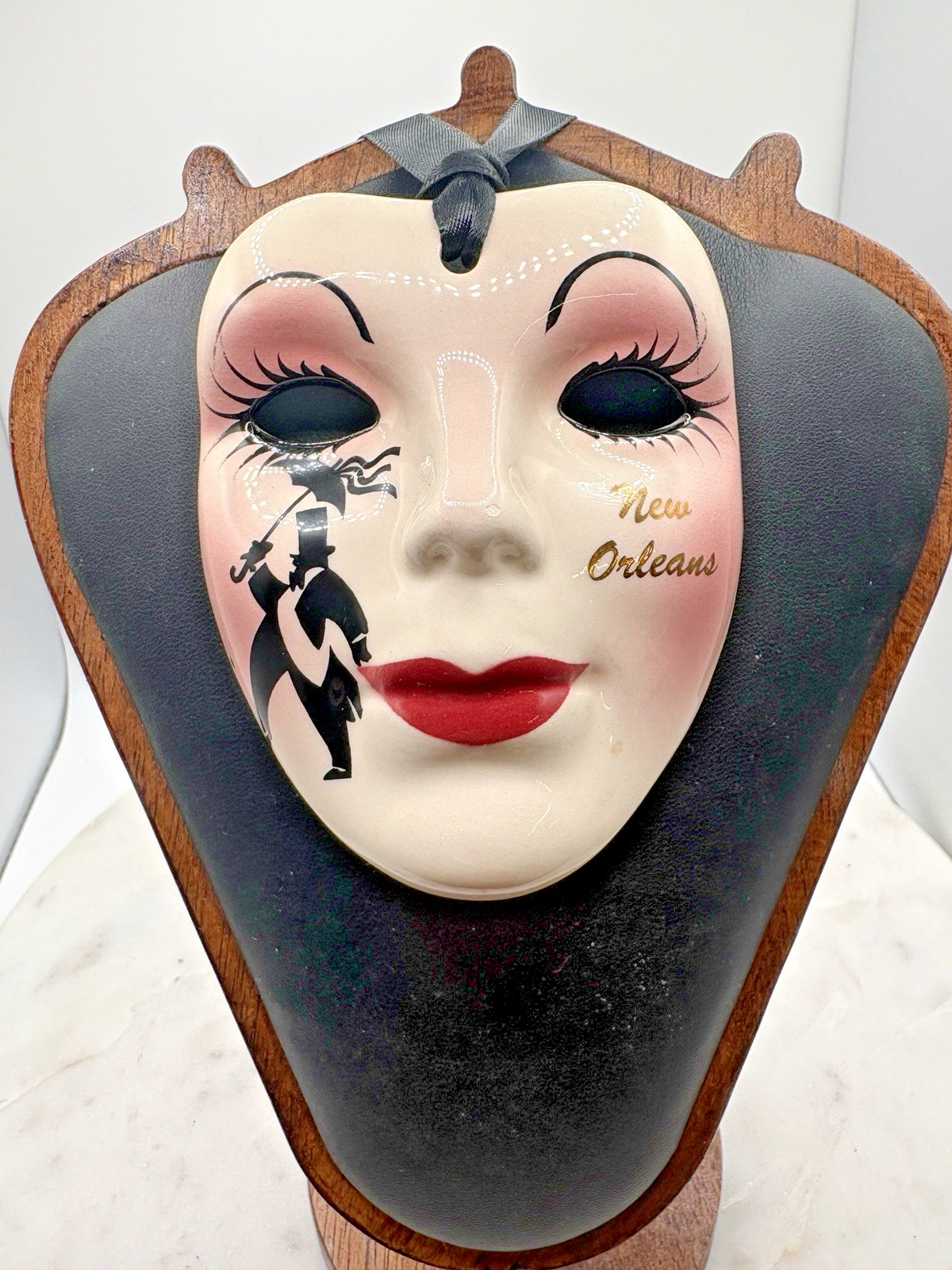 Fancy Faces Mask NEW ORLEANS Mardi Gras Signed VTG Ceramic 3.75” Joan