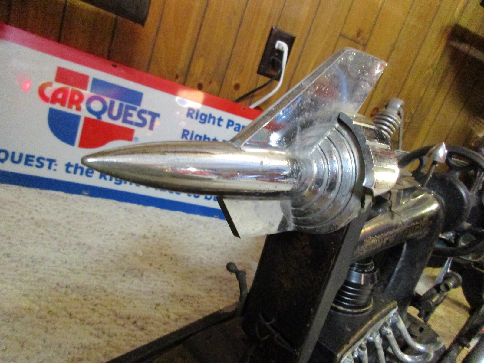 FOLK ART TRACTOR MADE FROM SEWING MACHINE/SILVERWARE MAN/MAN CAVE/RAT ROD GARAGE