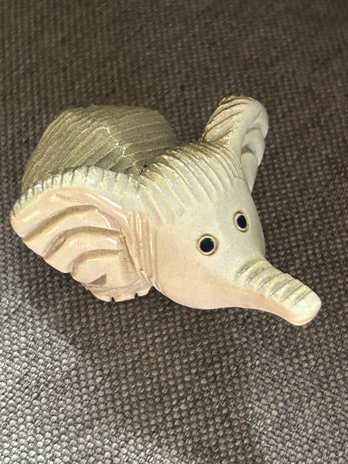 Artesania Rinconada Baby Elephant Ceramic Clay Hand Carved Mini Sculpture Decor