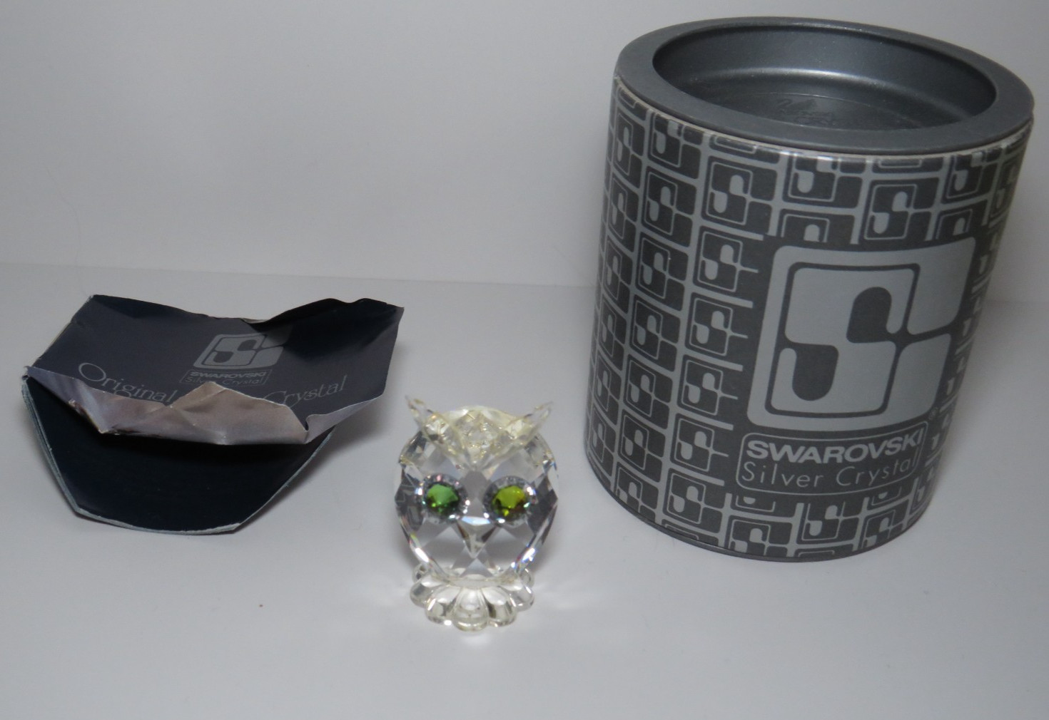Swarovski Mini Owl Woodland Friends 1 3/8″ 7654 NR 038 000 Block Logo