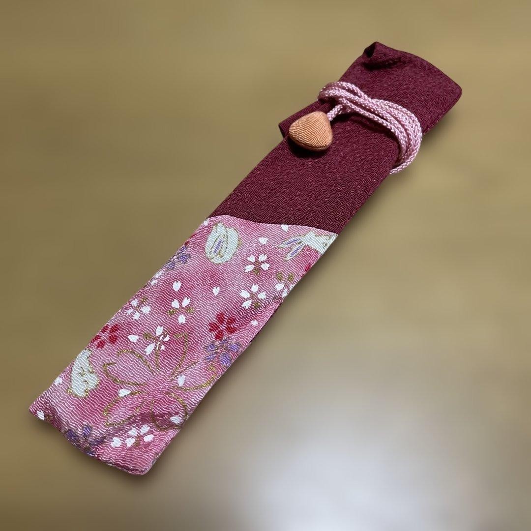 Kimonogirl Fan Fan Holder with Sakura & Rabbit Pattern 19.5cm Bamboo Fan