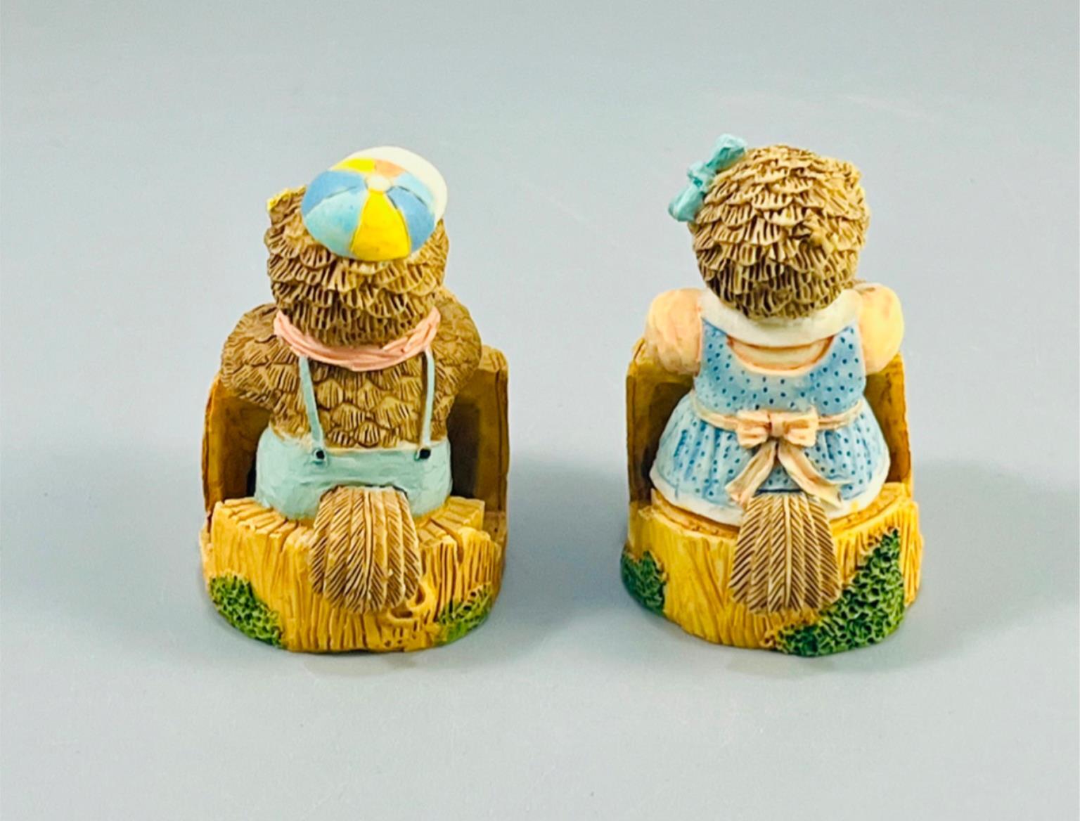 Set of 2 Miniature Owls in School Class Figurines 1.5″