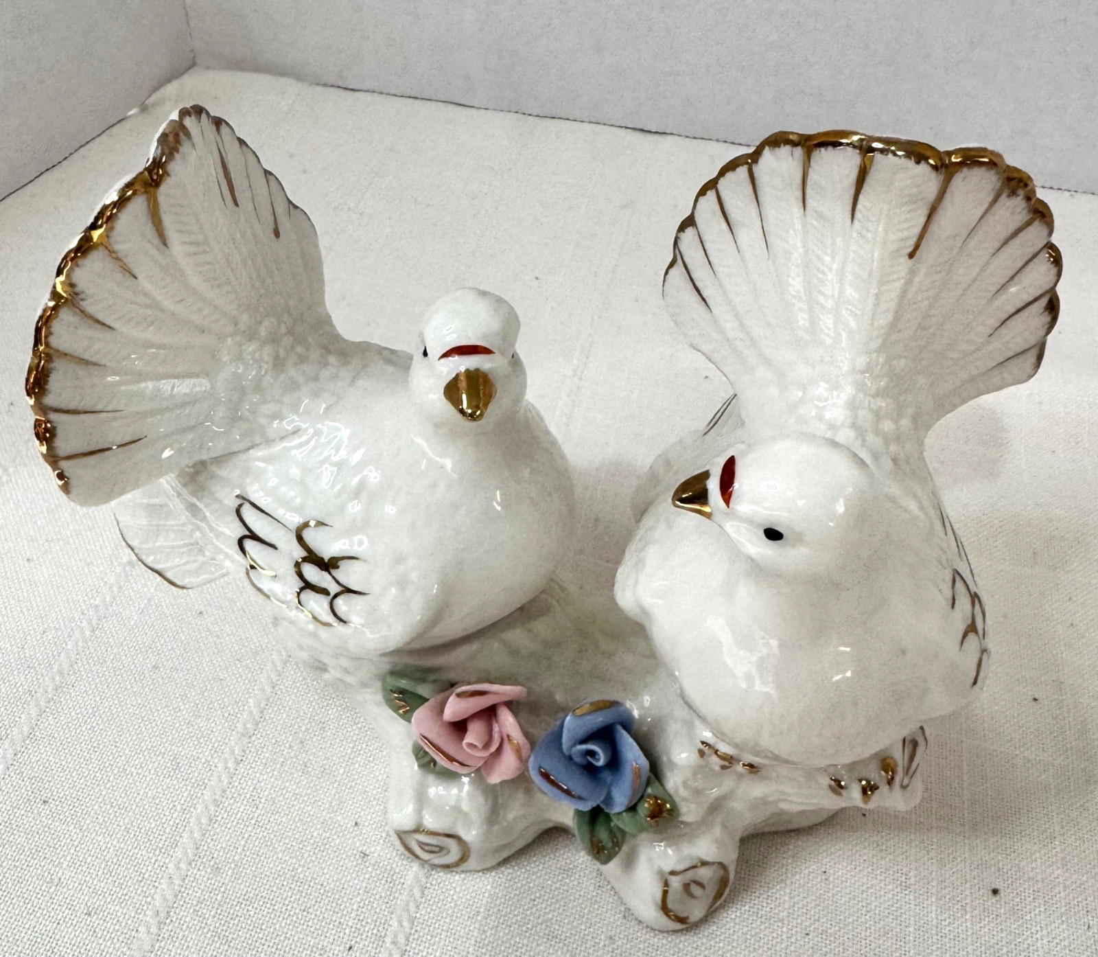 Vintage Porcelain White Doves Gold Trim Blue & A Pink Flower No Chips