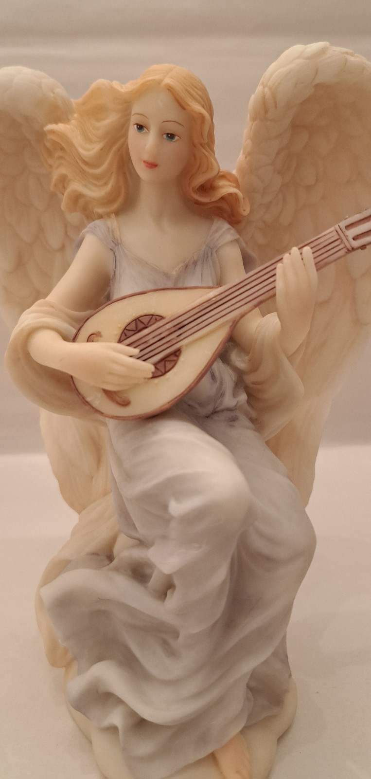 Vtg 1993 Seraphim Classics Angel Figurine Lydia “Winged Poet” 6 1/2″