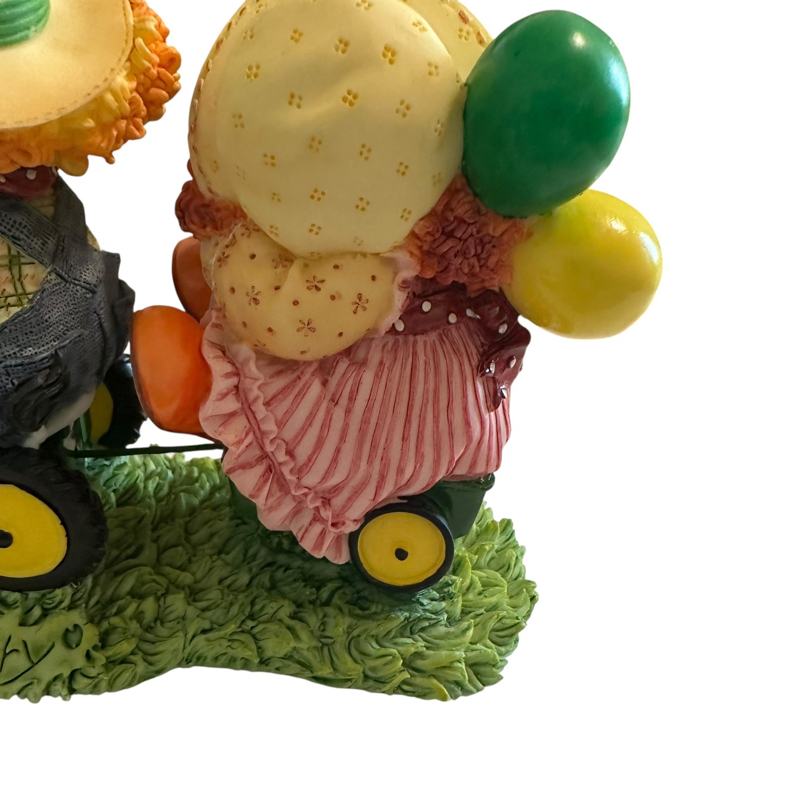 Mary’s Moo Moos John Deere Deere-est Clowns Tractor Parade Figurine 102386