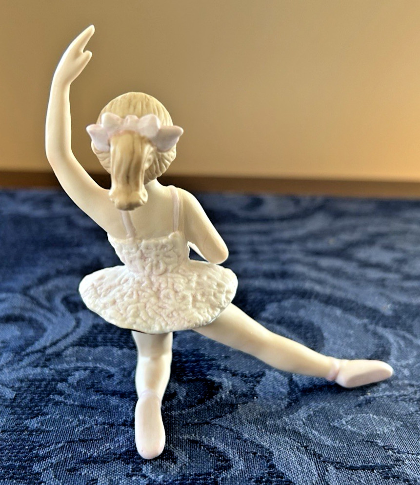 Vintage Enesco Bisque Porcelain Little Ballerina Figurine Pastels 4″ Taiwan