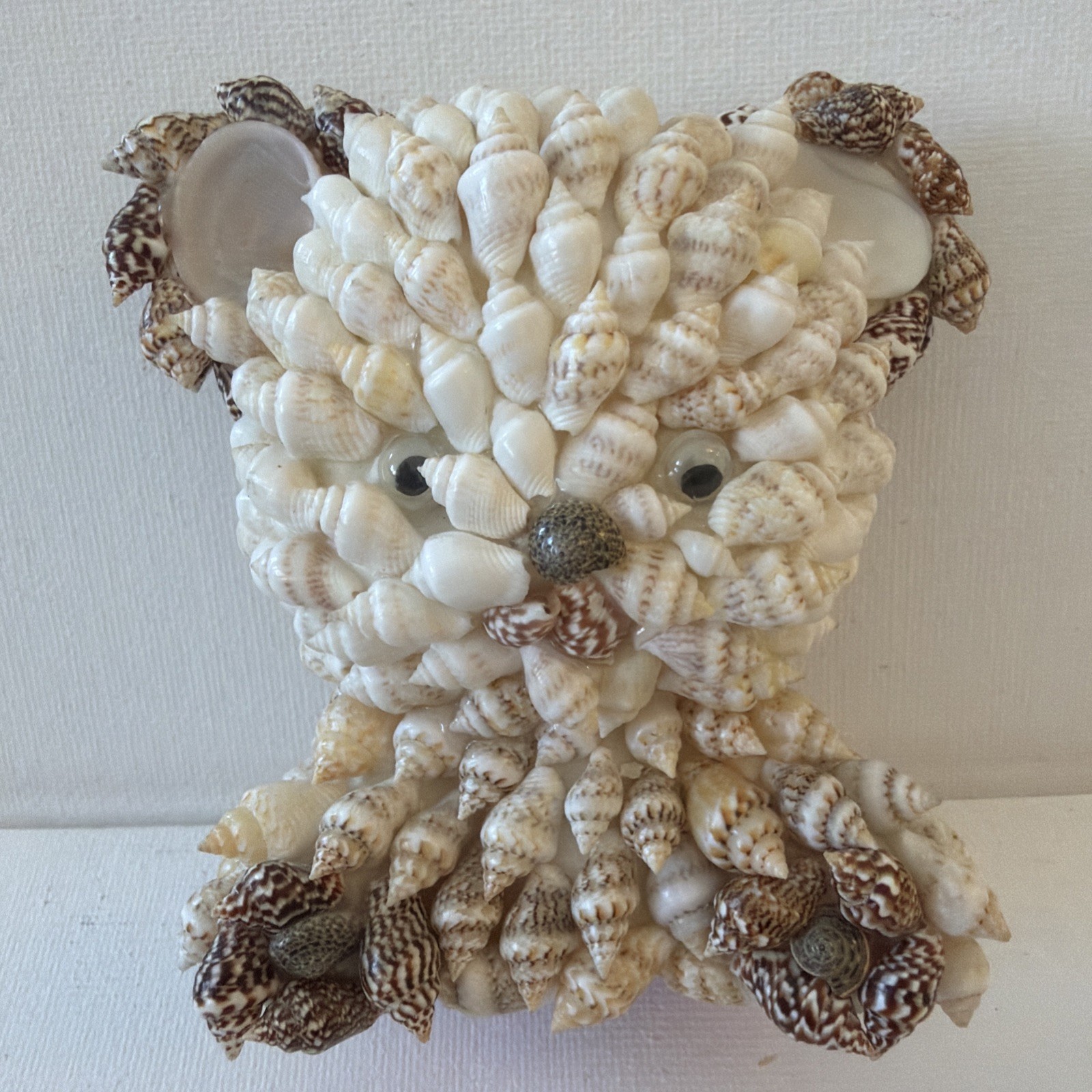 3 1/2”x 3 1/2” Vintage Seashell Teddy Bear Figurine Shell Art No missing shells