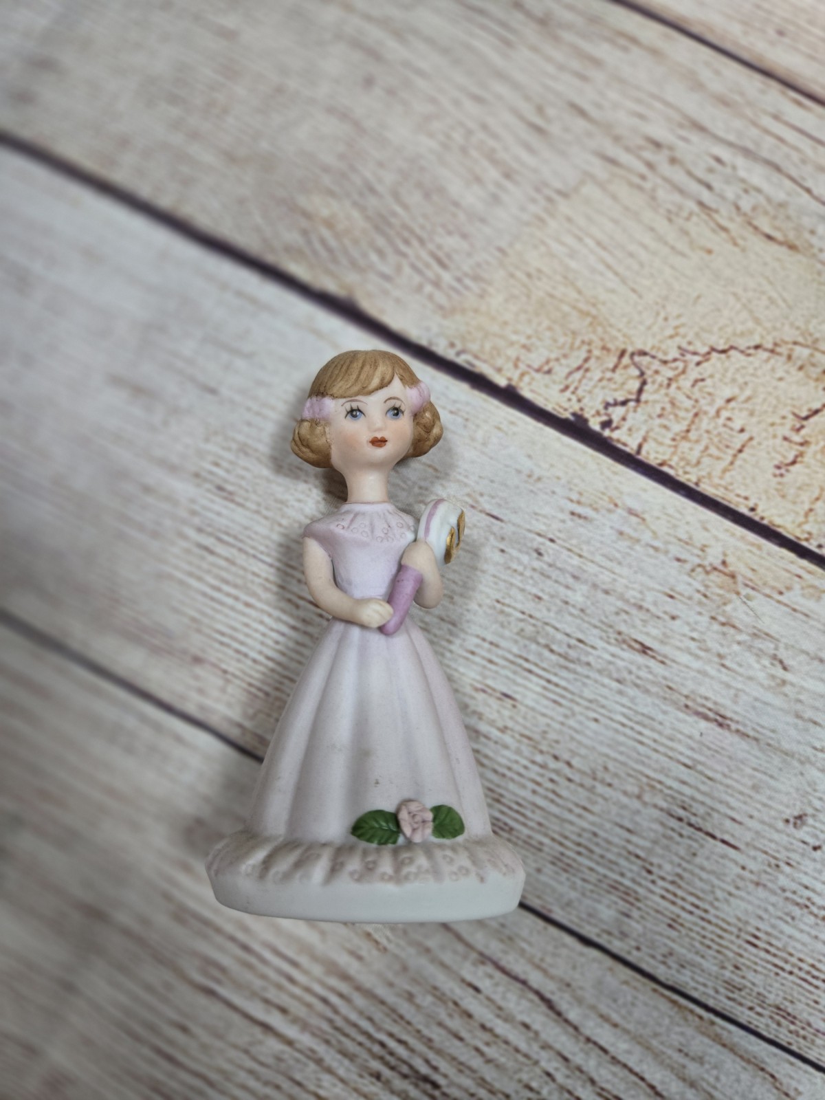 ENESCO Growing Up Birthday Girls Porcelain Figurine Age 5 Brunette Hair Tag box