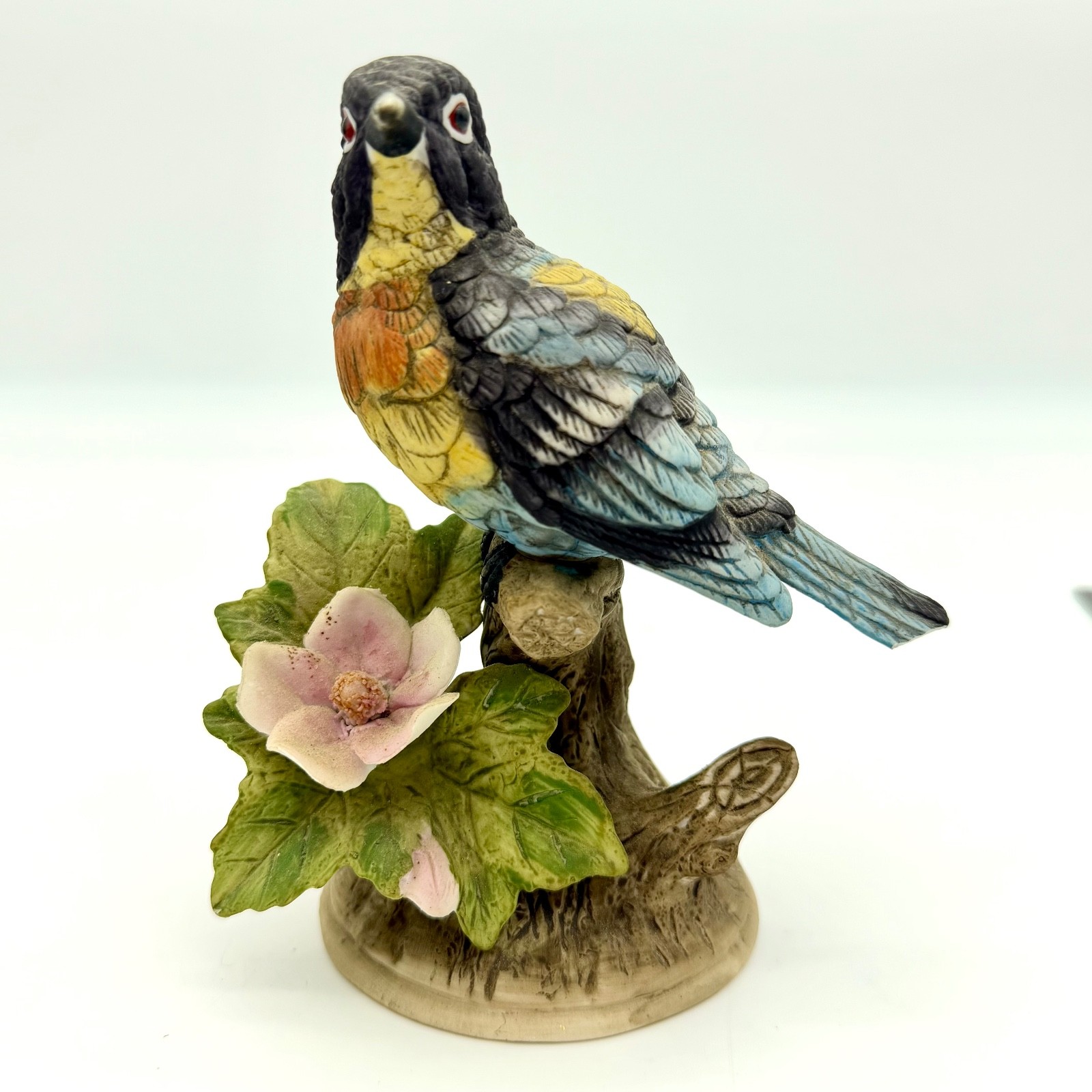 VTG Hand Painted Bisque Bird on Stump with Dogwood Flower Figurine Taiwan 5.5″