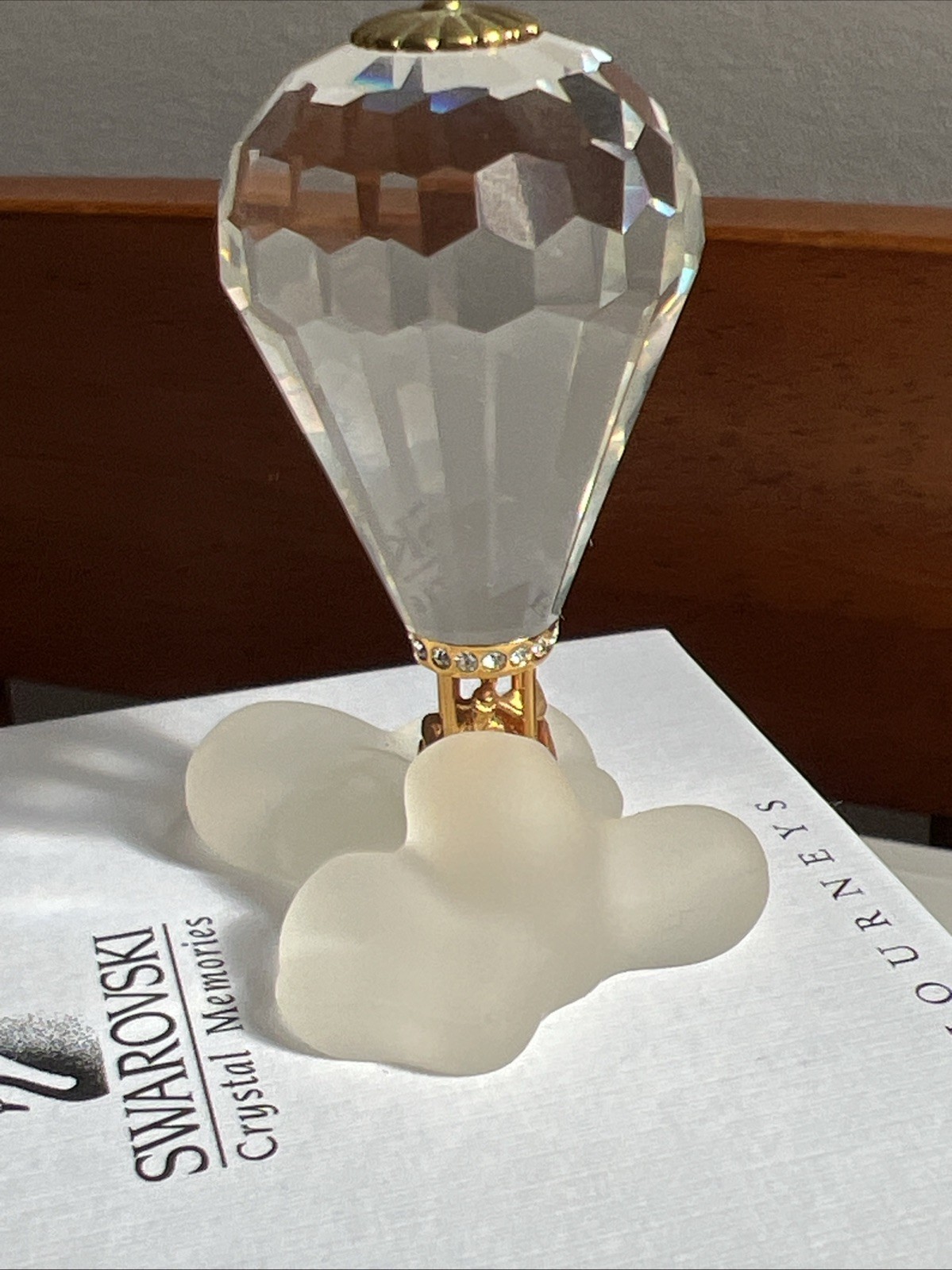 Swarovski Hot Air Balloon 220504 Mint in box .