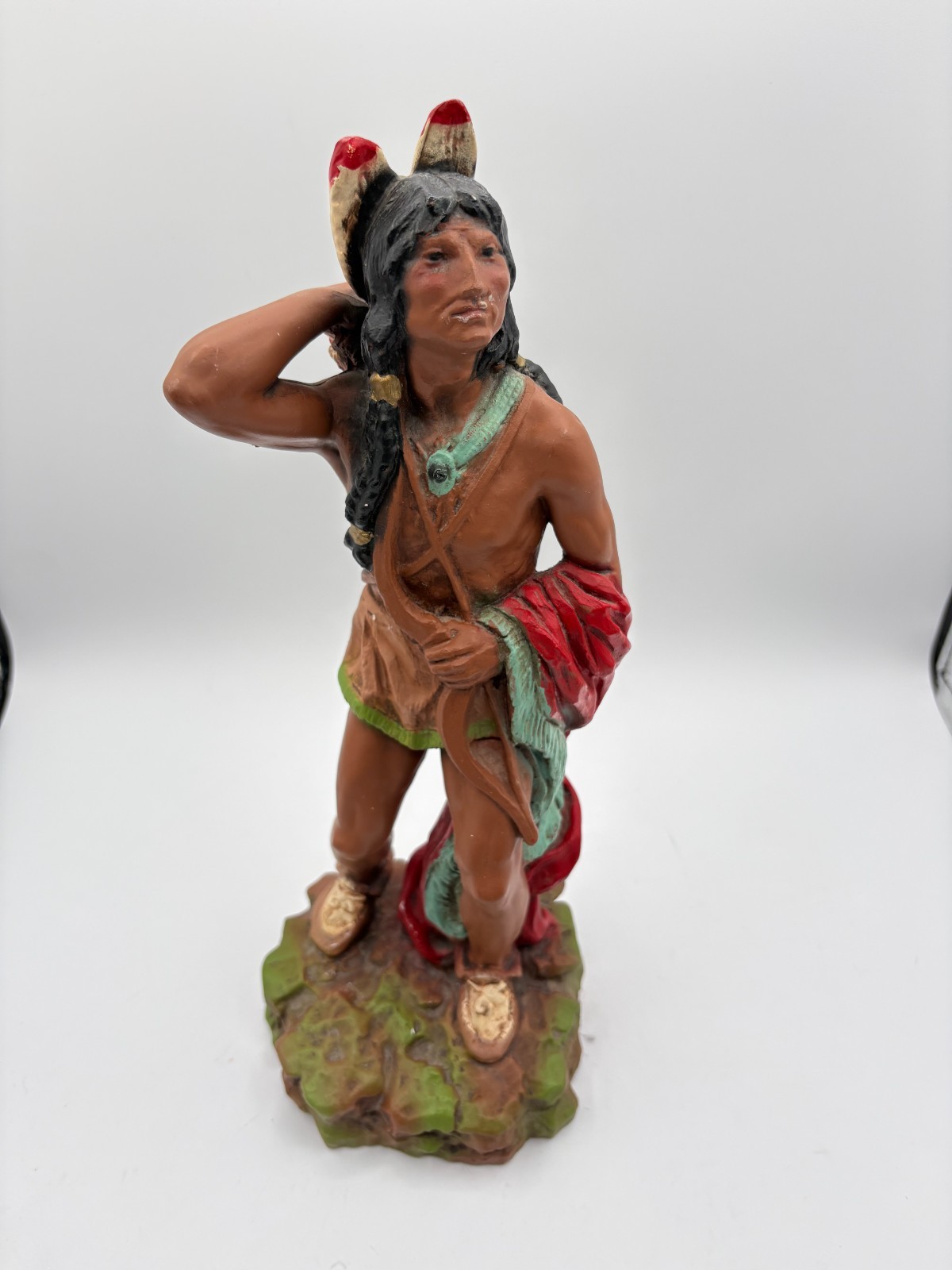 UNIVERSAL STATUARY NATIVE AMERICAN INDIAN STATUE DATED 1976 – RARE/VINTAGE