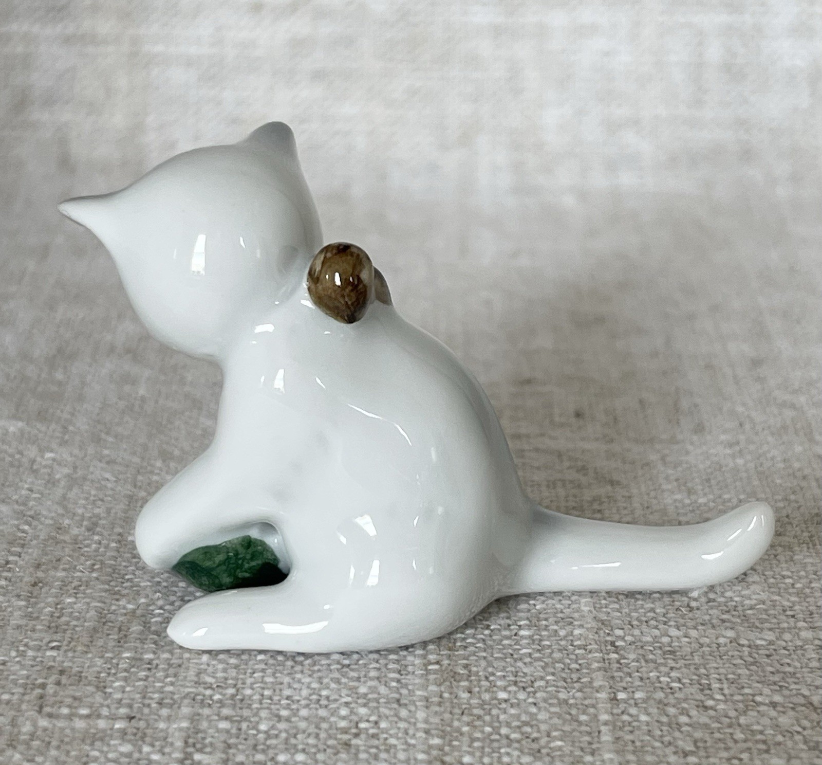 1960’s Vintage Gräfenthal Figurine Cat Kitten Kitty Animal Germany Marked